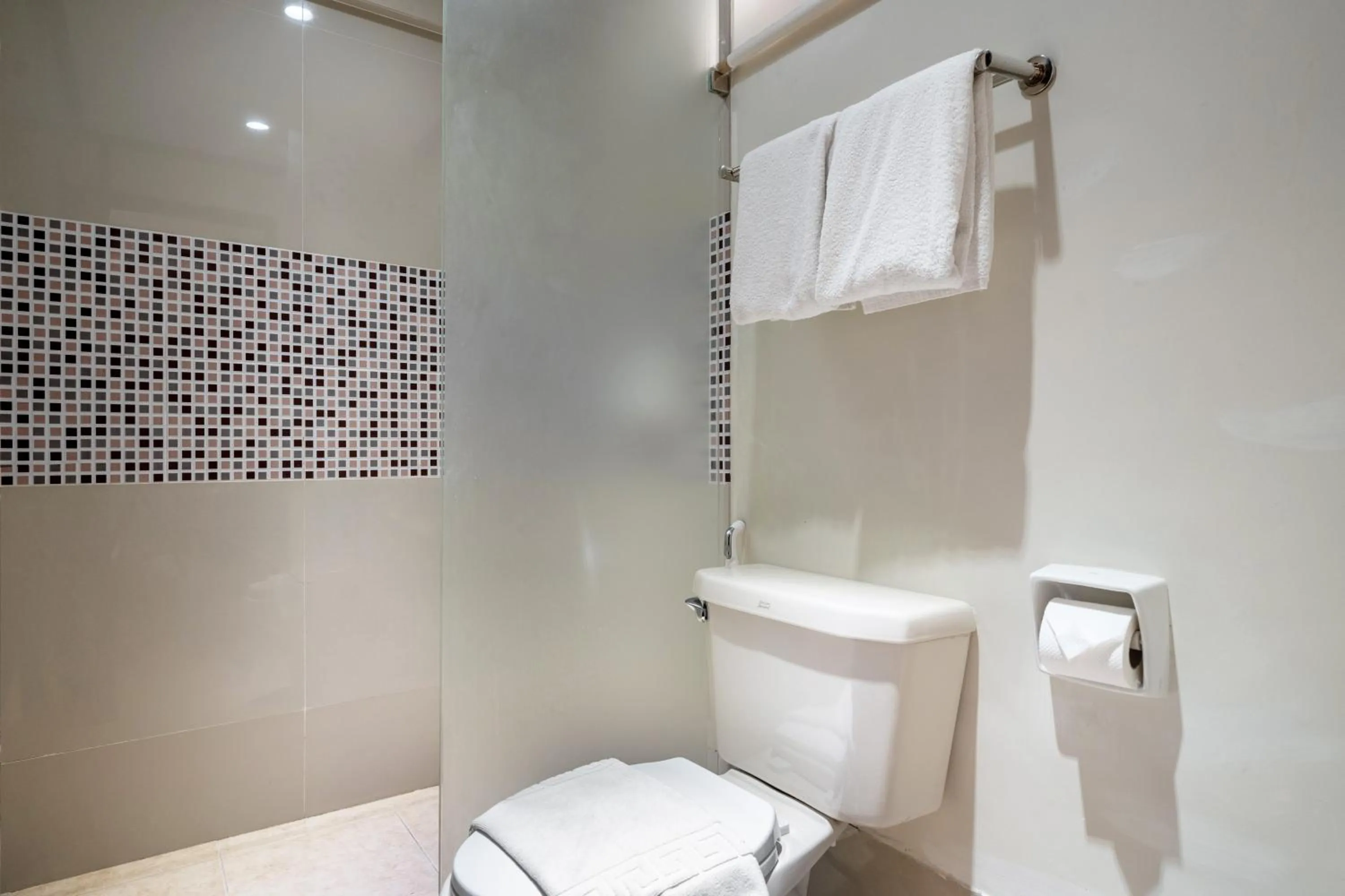 Bathroom in Le Soleil de Boracay Hotel