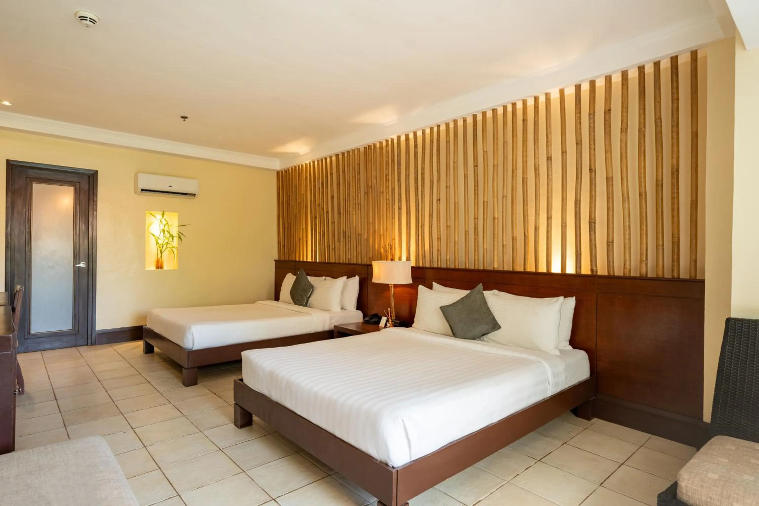 Bedroom, Bed in Le Soleil de Boracay Hotel