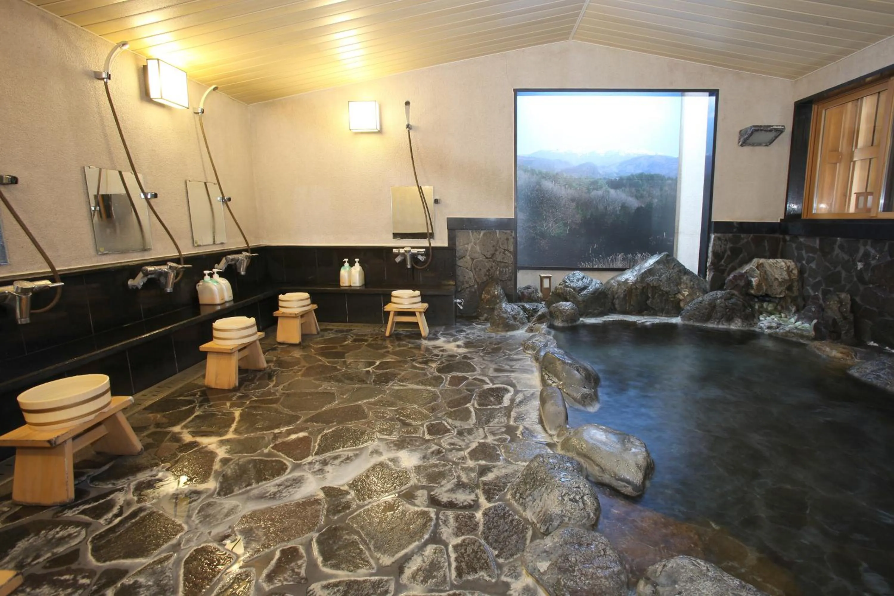 Hot Spring Bath in Shitanda