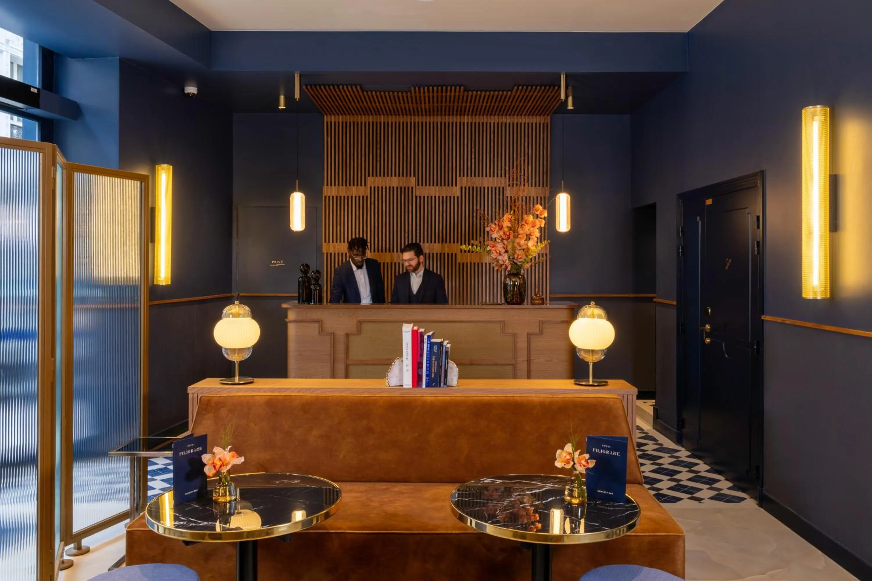 Lobby or reception in Hôtel Filigrane & Spa