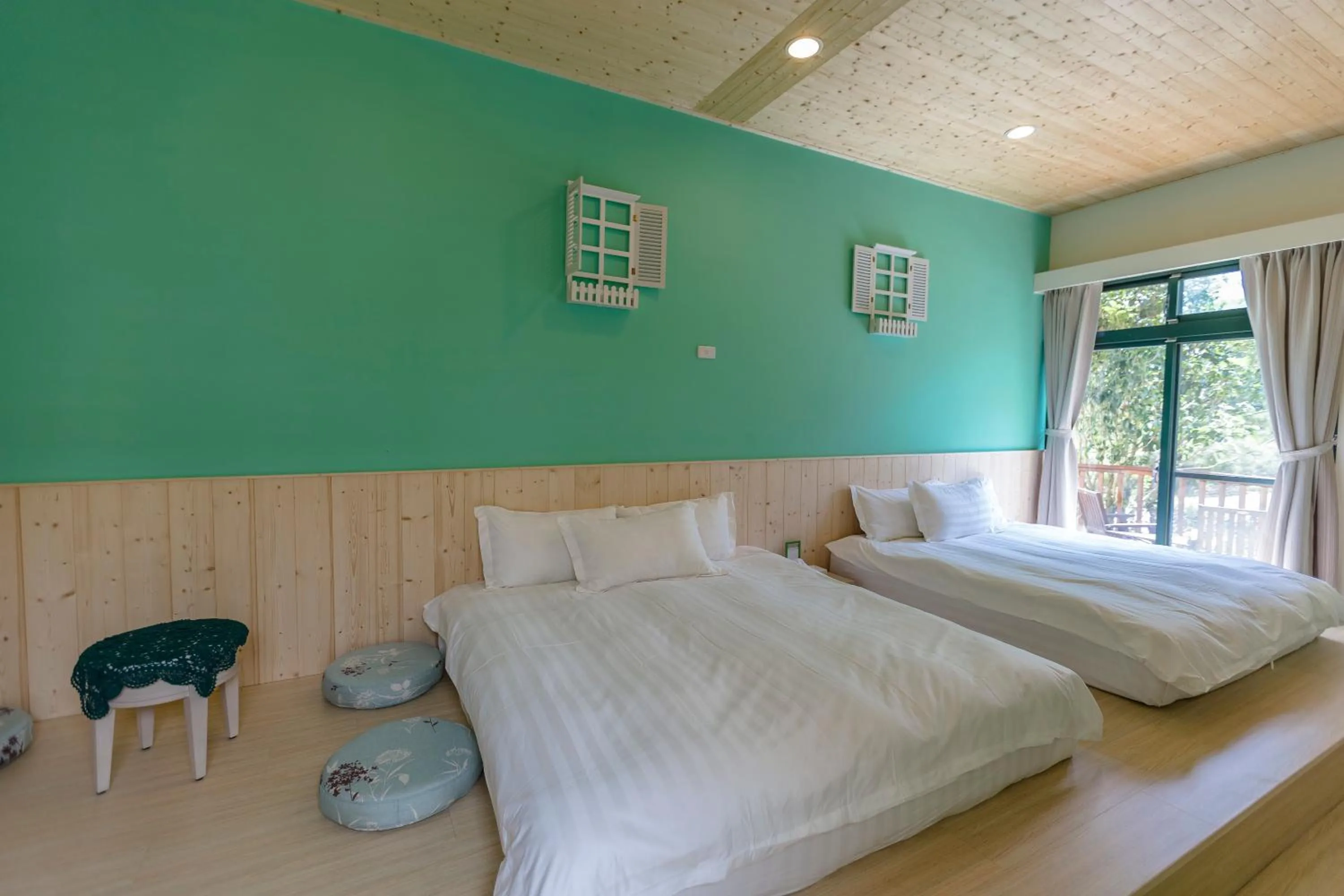 Bedroom, Bed in Le Retour Du Printemps Villa