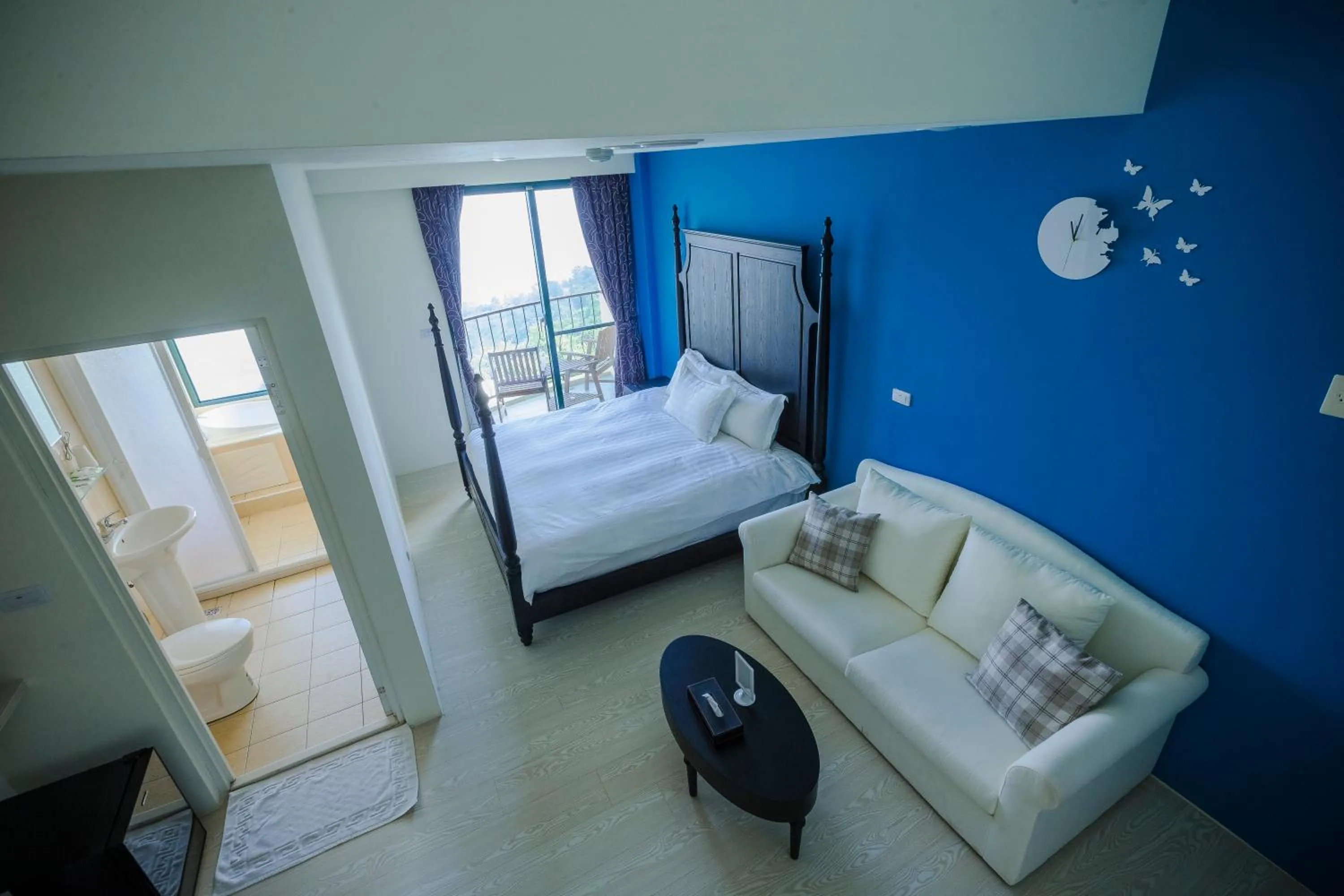 Bed in Le Retour Du Printemps Villa