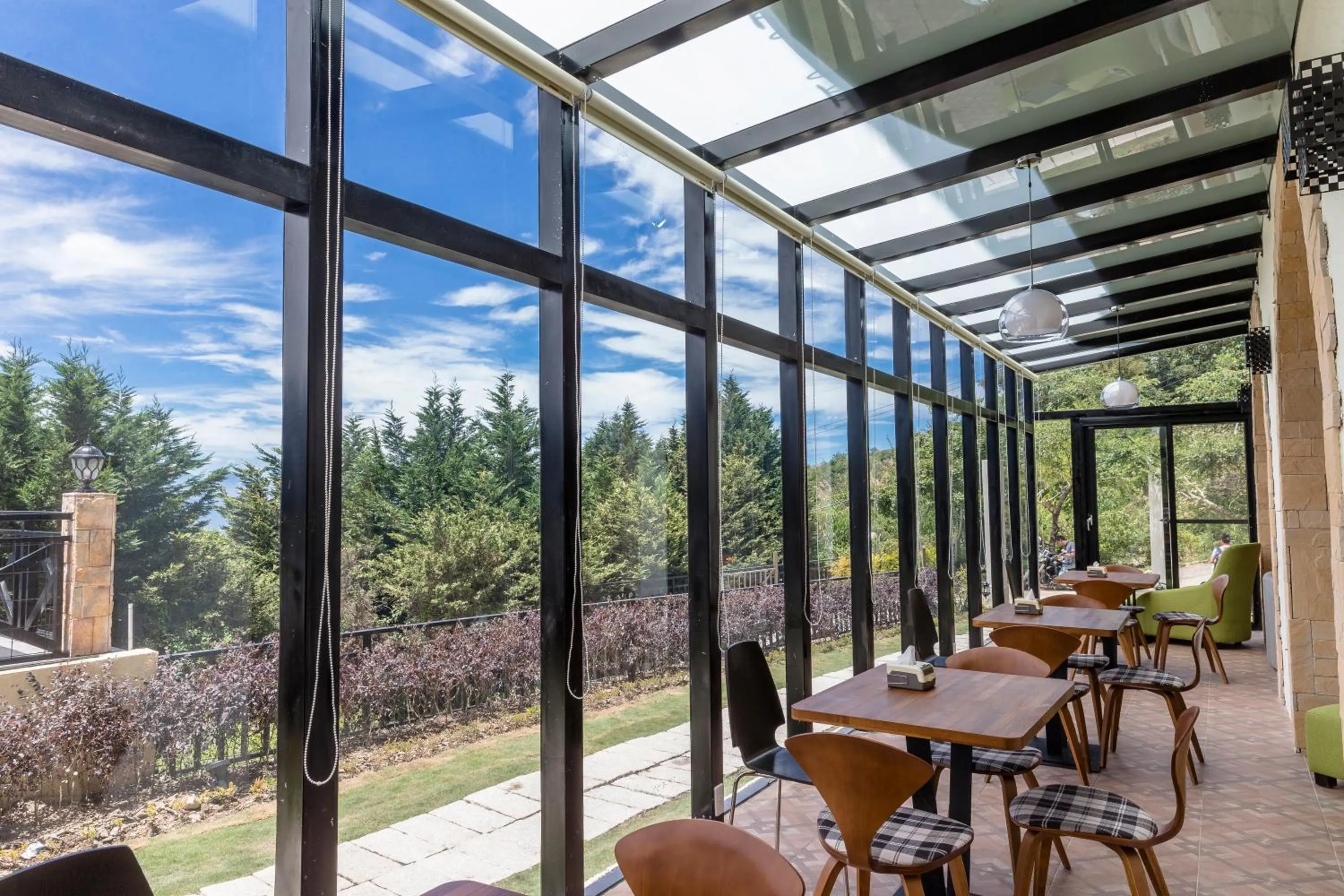 Communal lounge/ TV room in Le Retour Du Printemps Villa