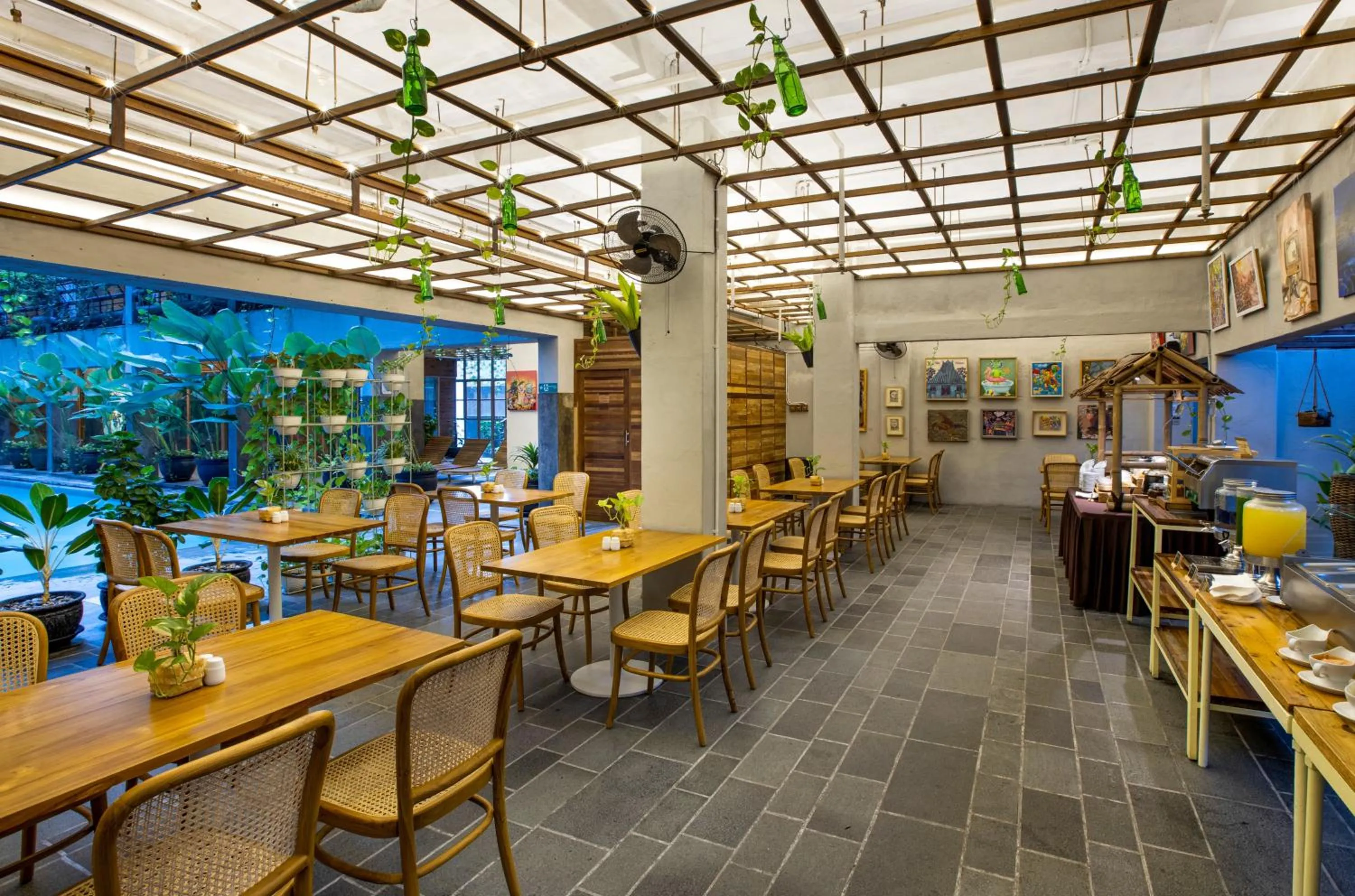Restaurant/places to eat in Greenhost Boutique Hotel Prawirotaman
