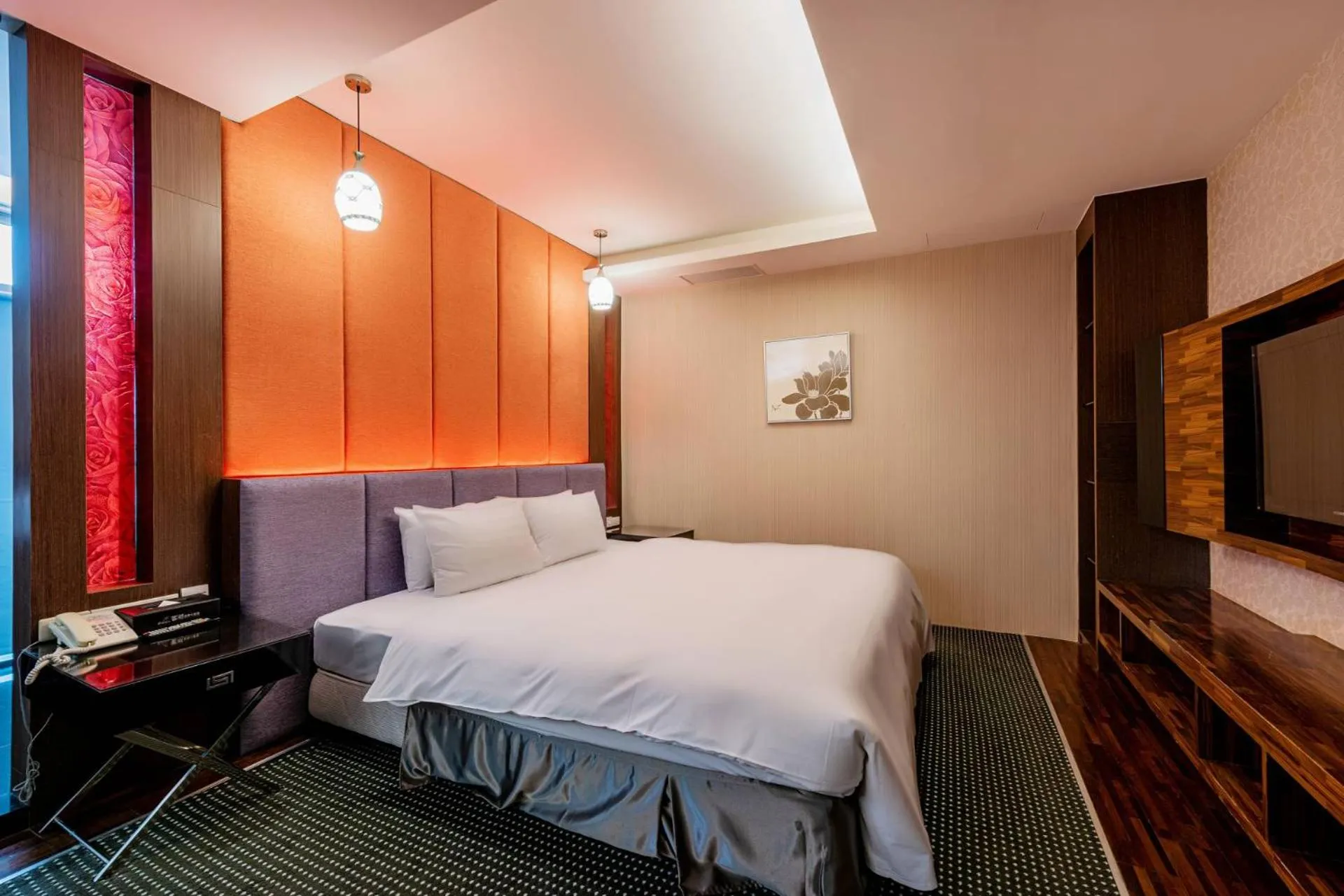 Bed in Shianghu Boutique Hotel