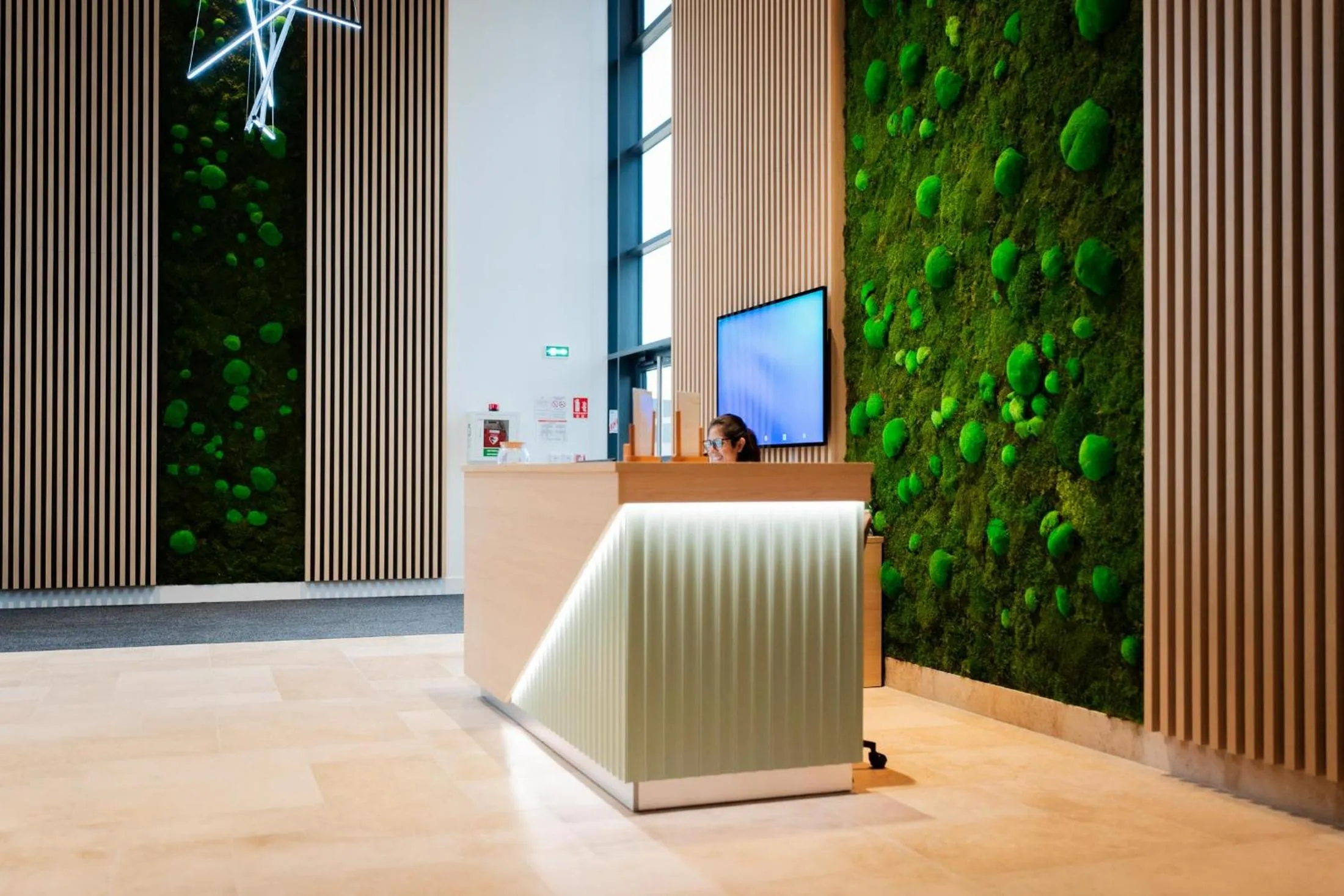 Lobby or reception in Bô Hôtels Ambronay