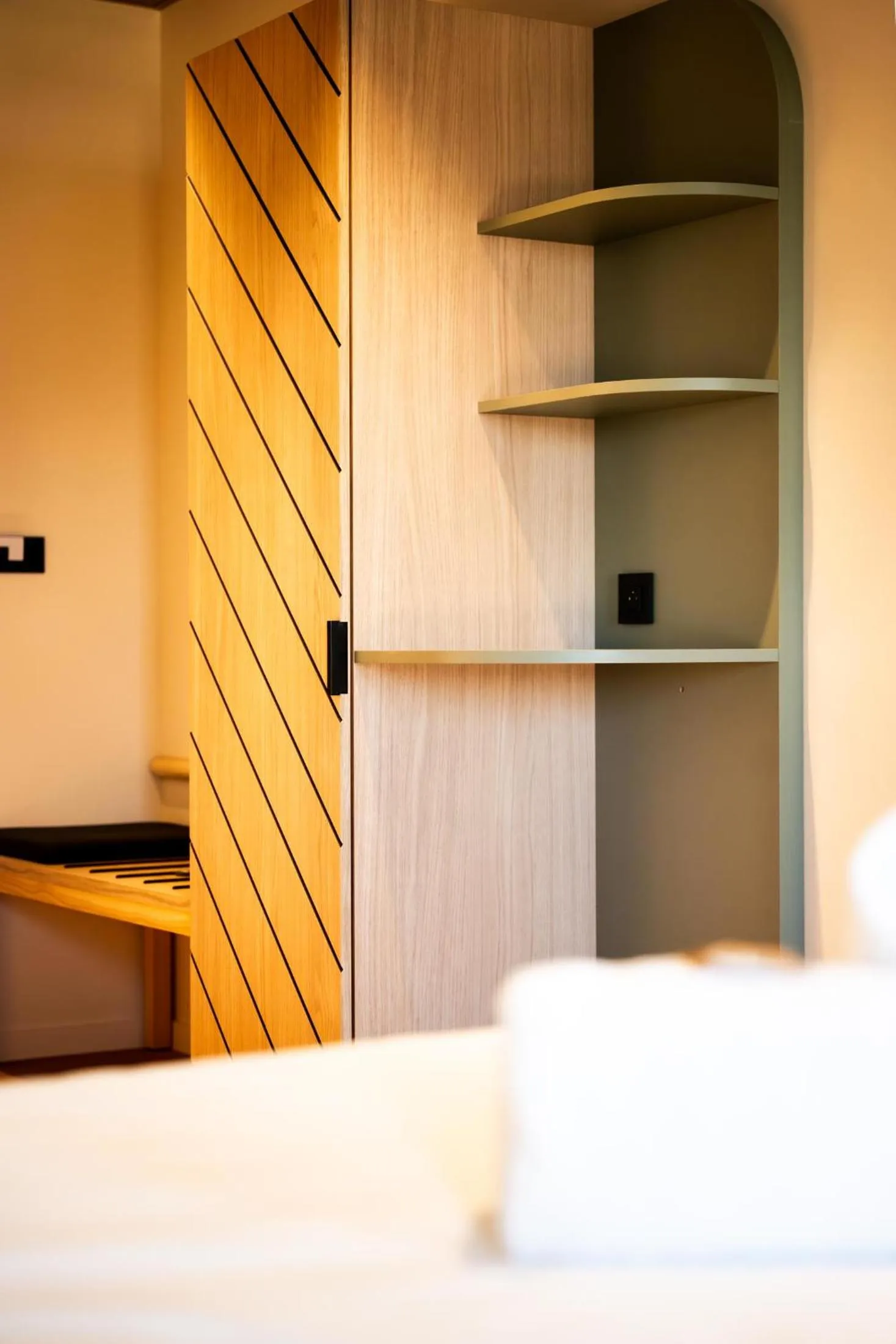 Bed in Bô Hôtels Ambronay