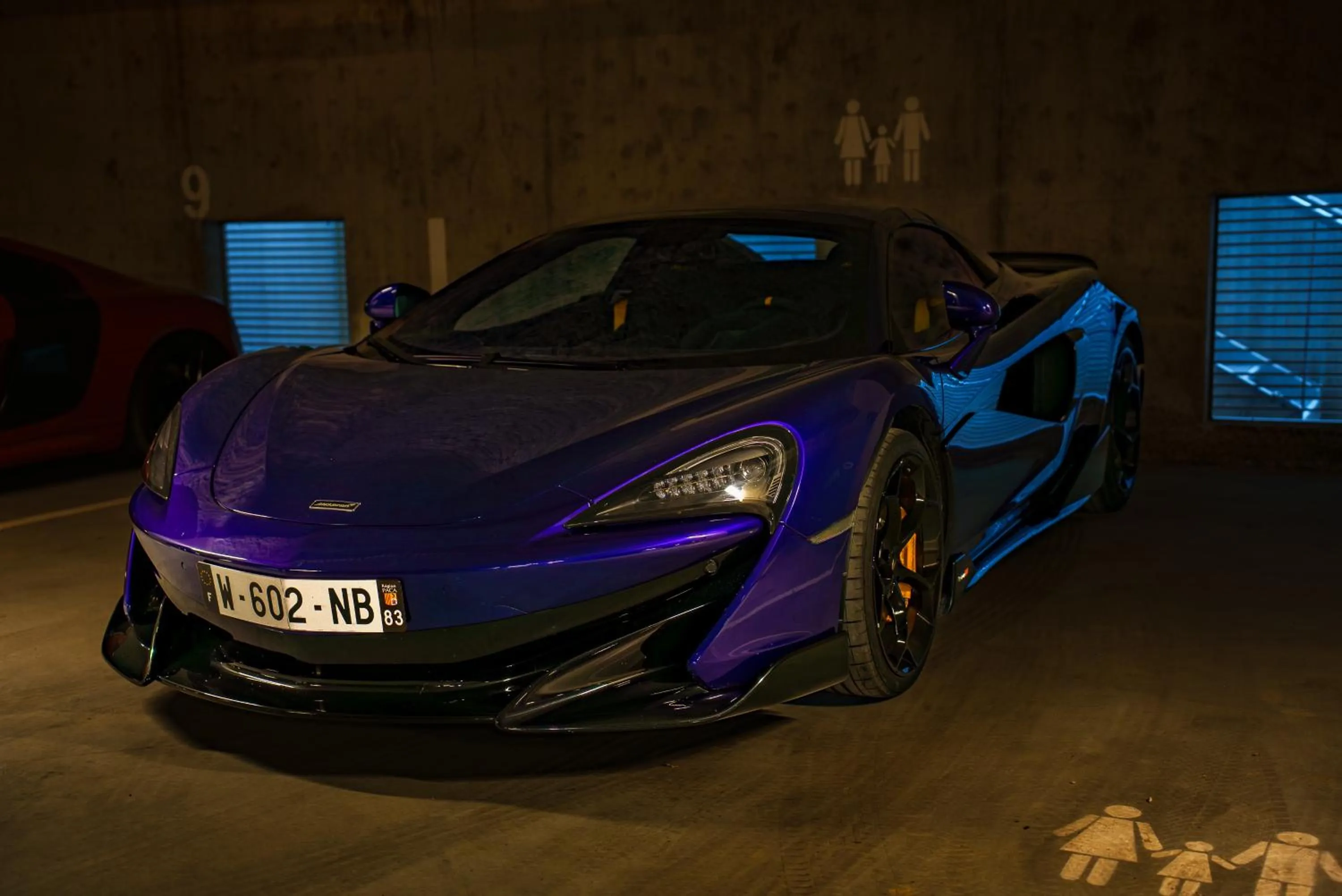 Parking in Bô Hôtels Ambronay