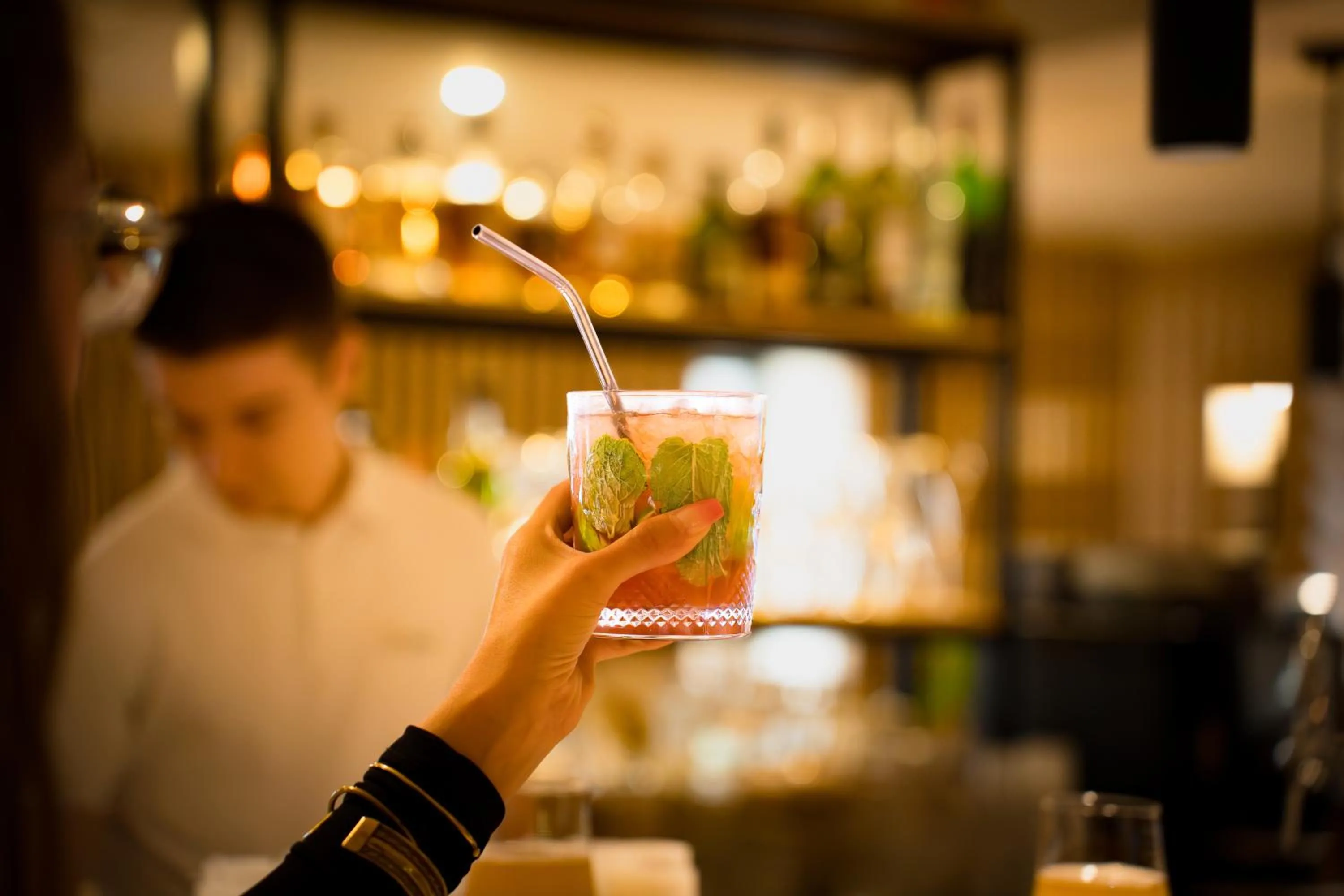 Lounge or bar in Bô Hôtels Ambronay