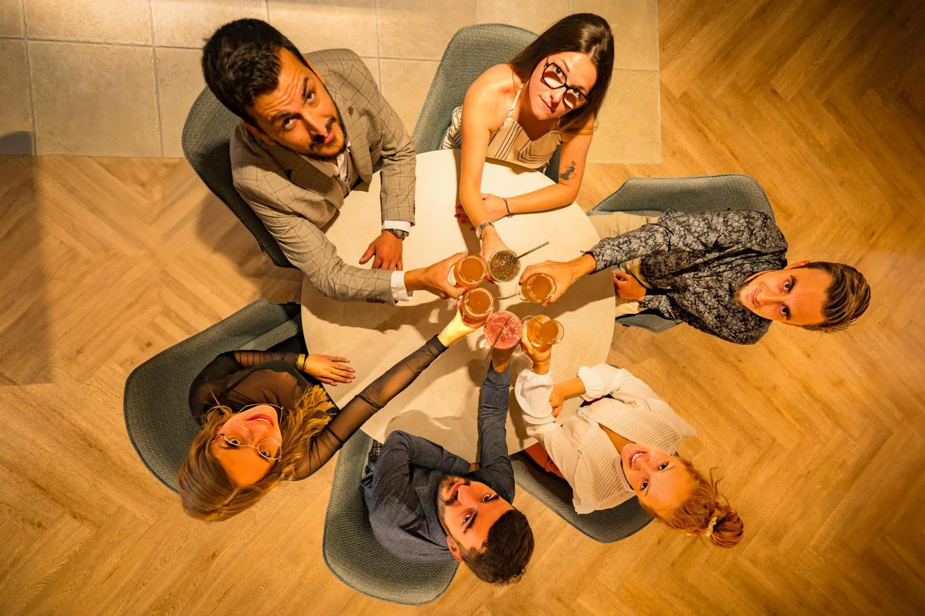 Food and drinks in Bô Hôtels Ambronay