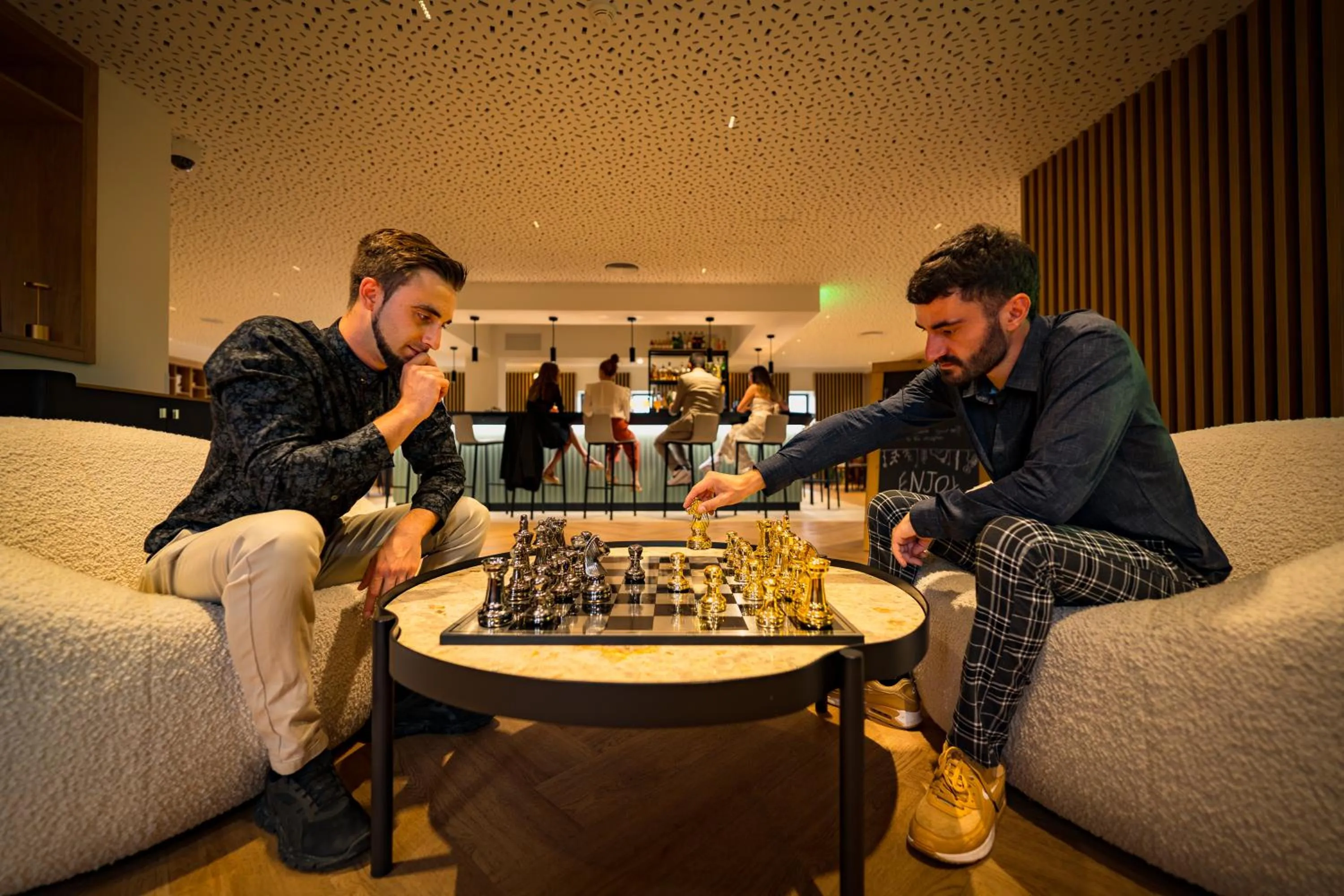 Lounge or bar in Bô Hôtels Ambronay