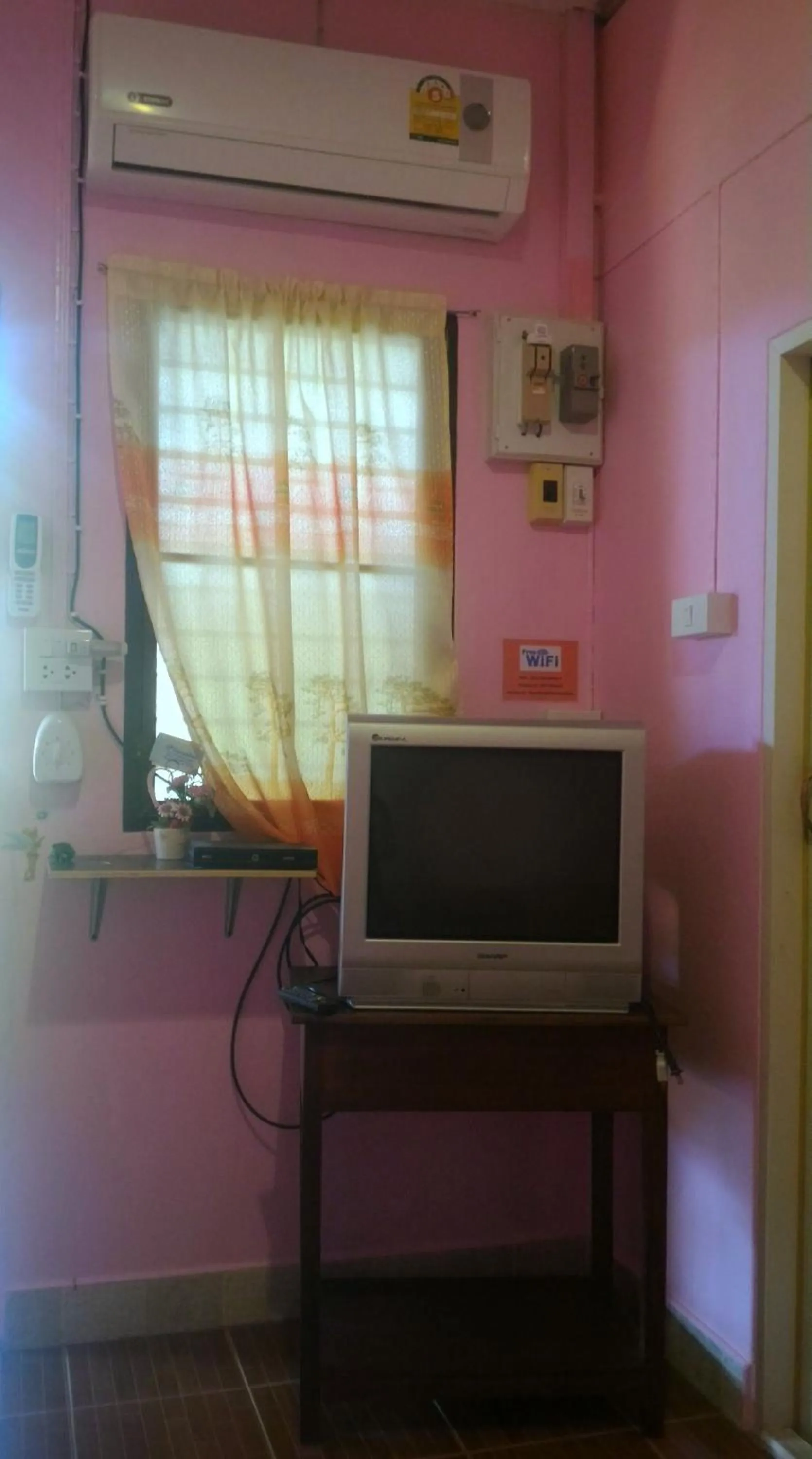 Decorative detail in Baan Benjathip