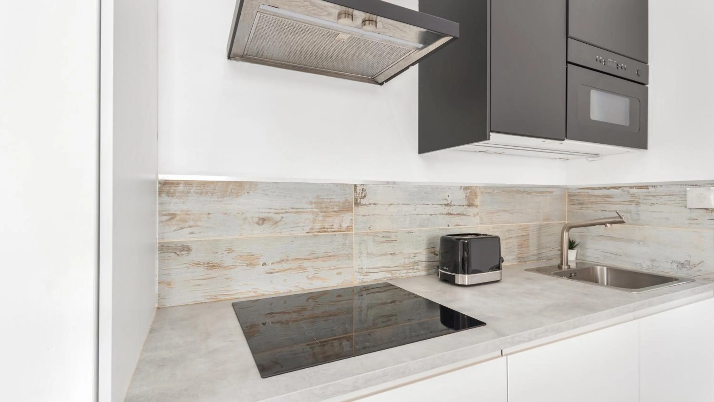 Kitchen or kitchenette in Sintra Retreat Residences by LovelyStay