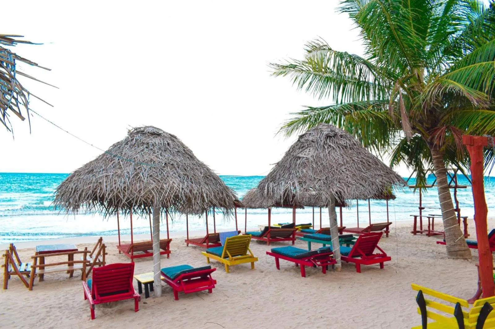Day in Golden Beach Cottages