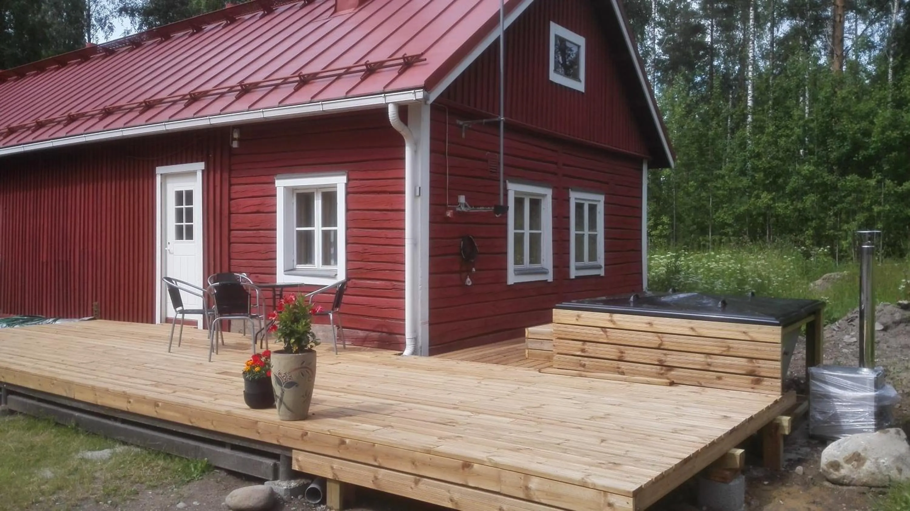 Property building in Salpalinjan Hovi