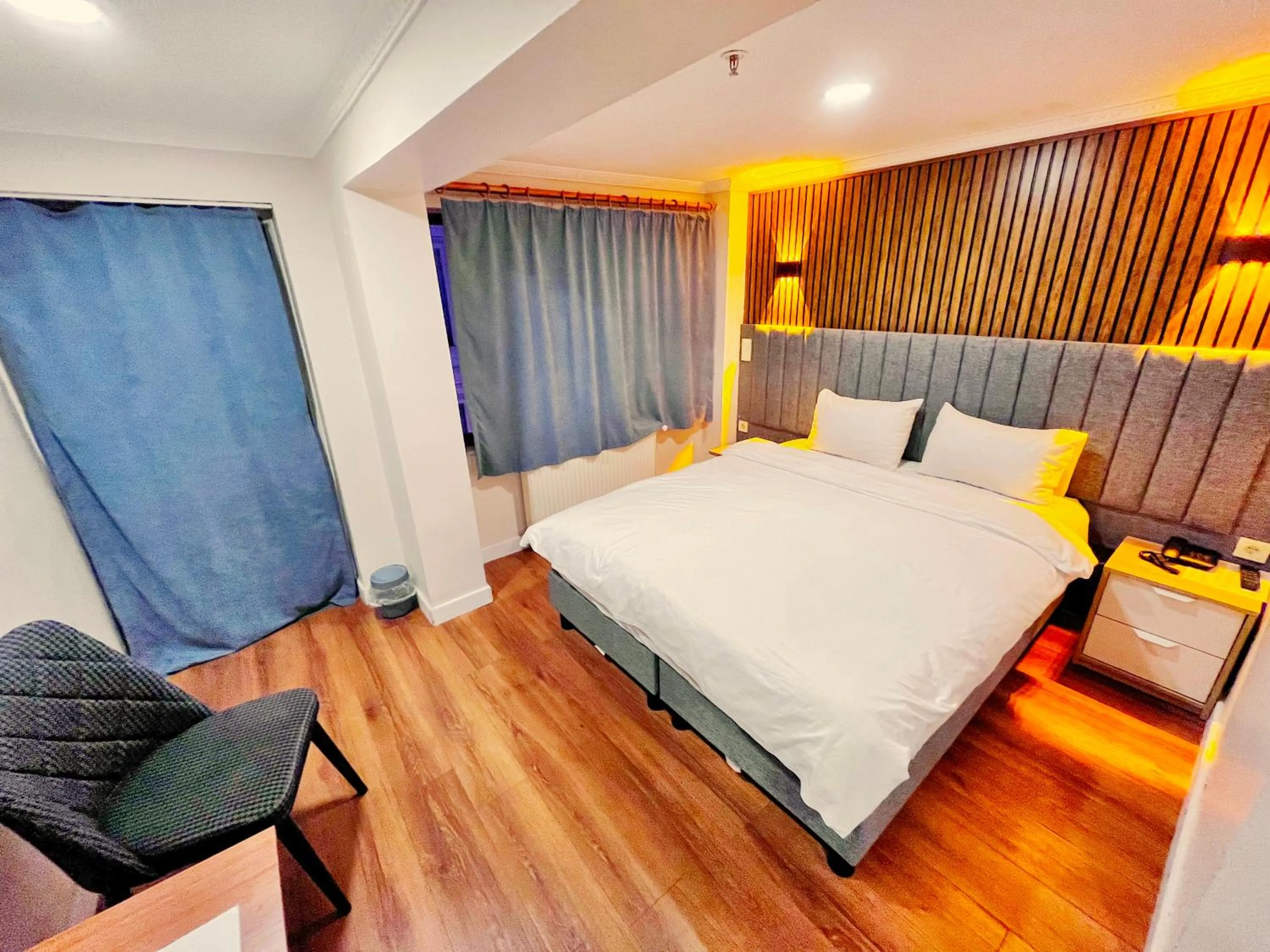 Photo of the whole room, Bed in Naila Hotel