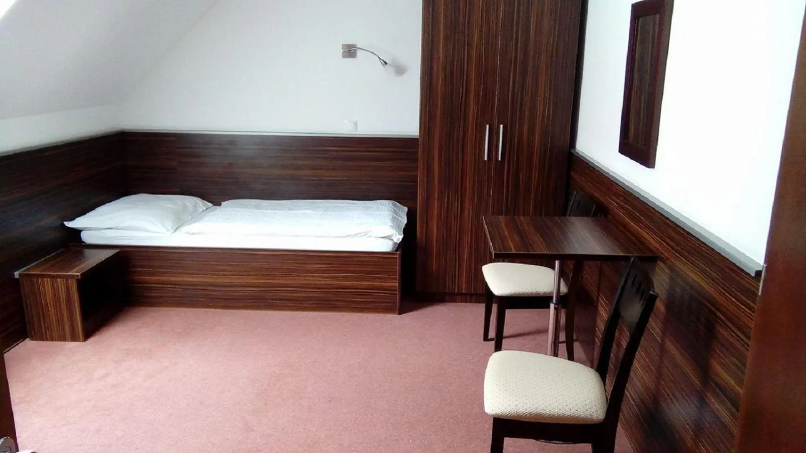 Photo of the whole room, Bed in Hotel Barbakan