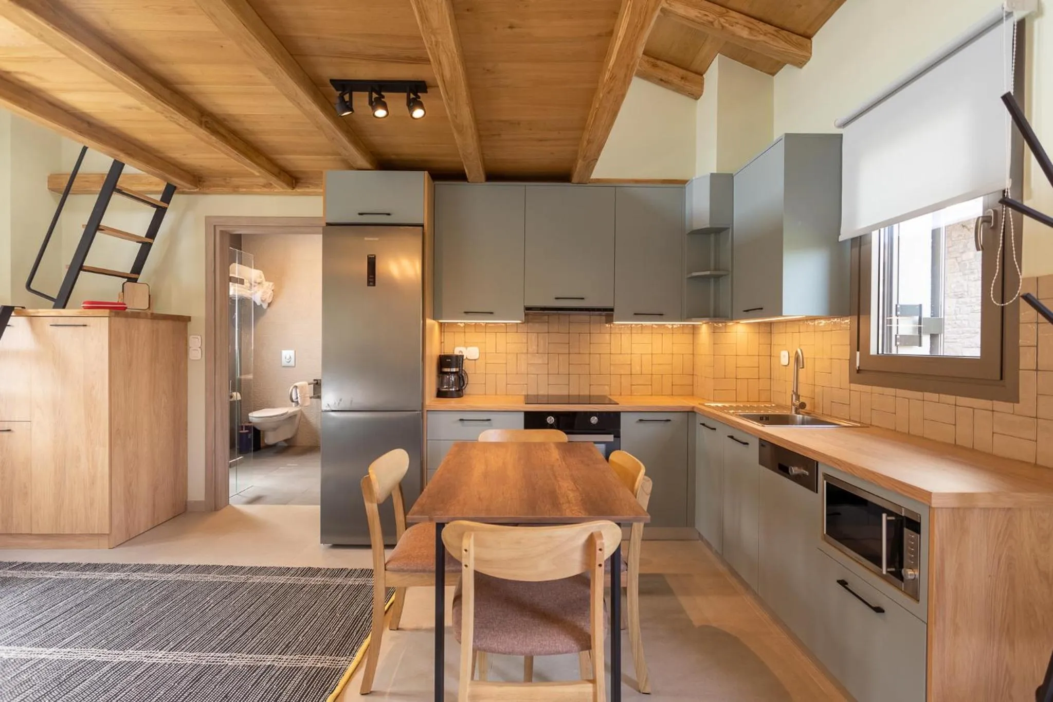 Akti Vigla Apartments