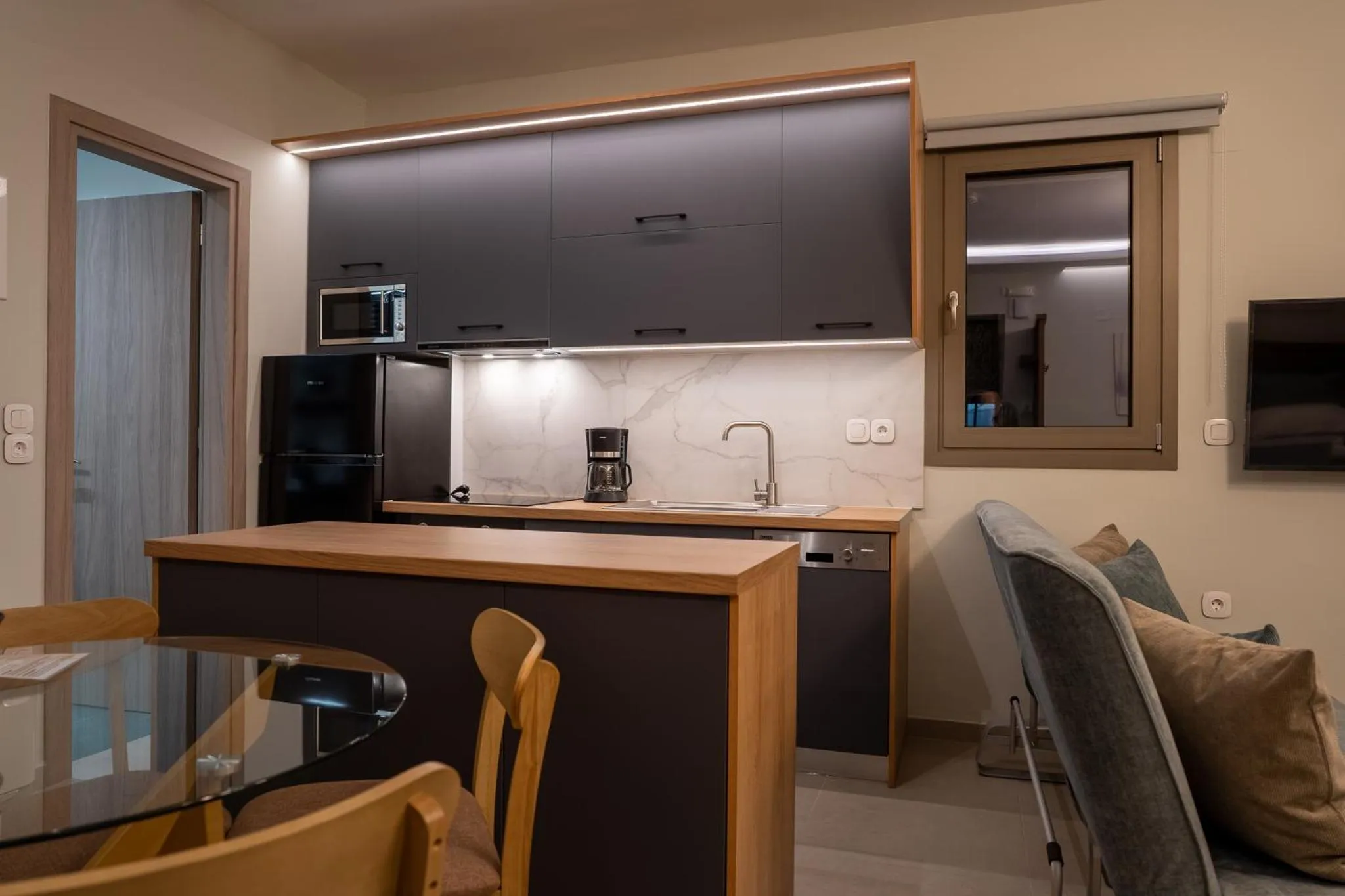 Akti Vigla Apartments