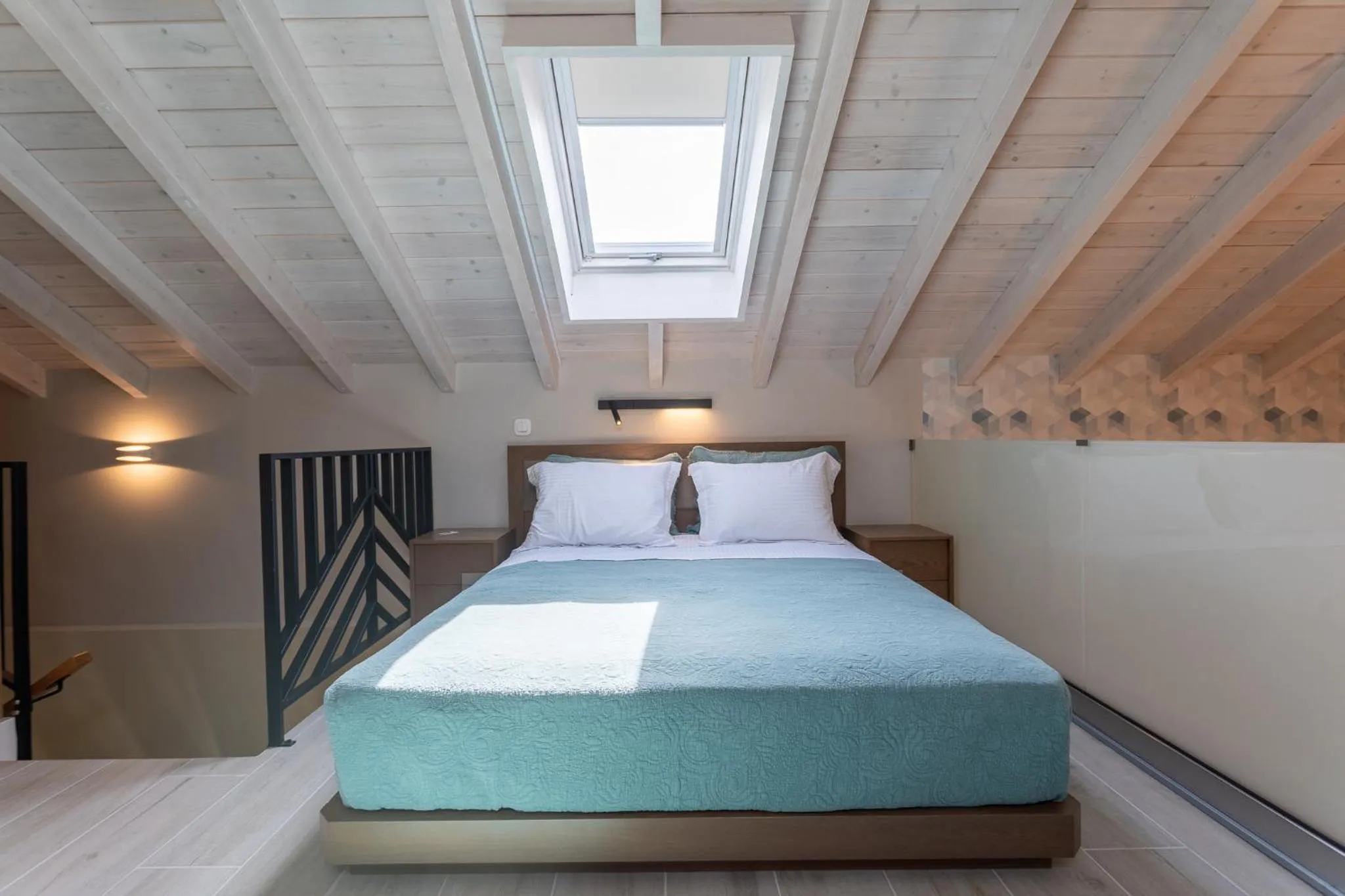 Bed in Akti Vigla Apartments