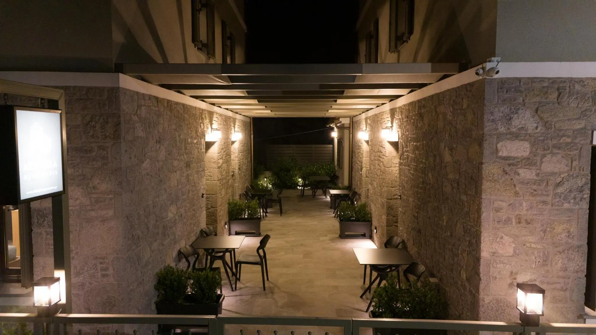 Akti Vigla Apartments