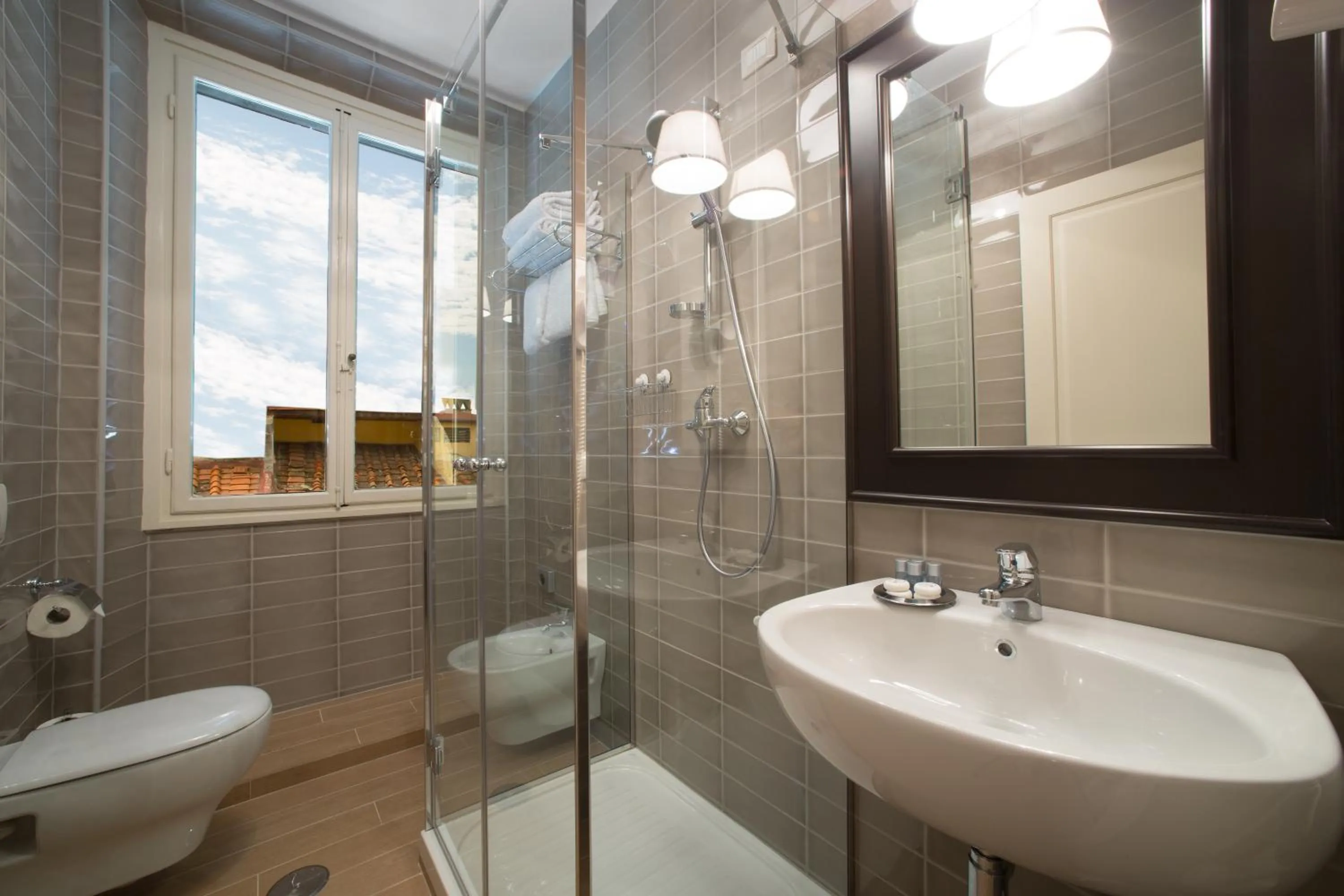Bathroom in San Giuliano Inn