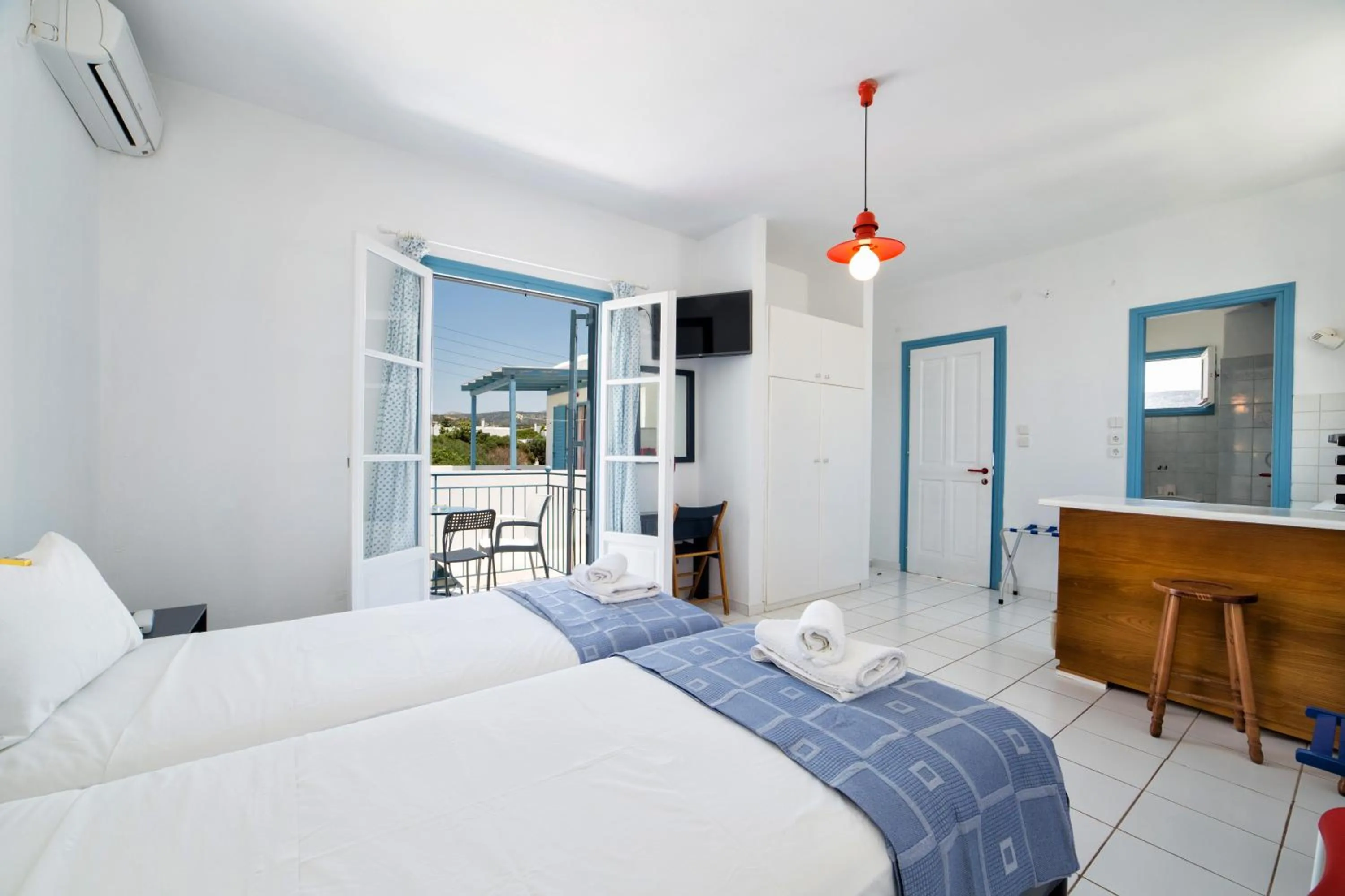 Bedroom, Bed in Fivos Apartments