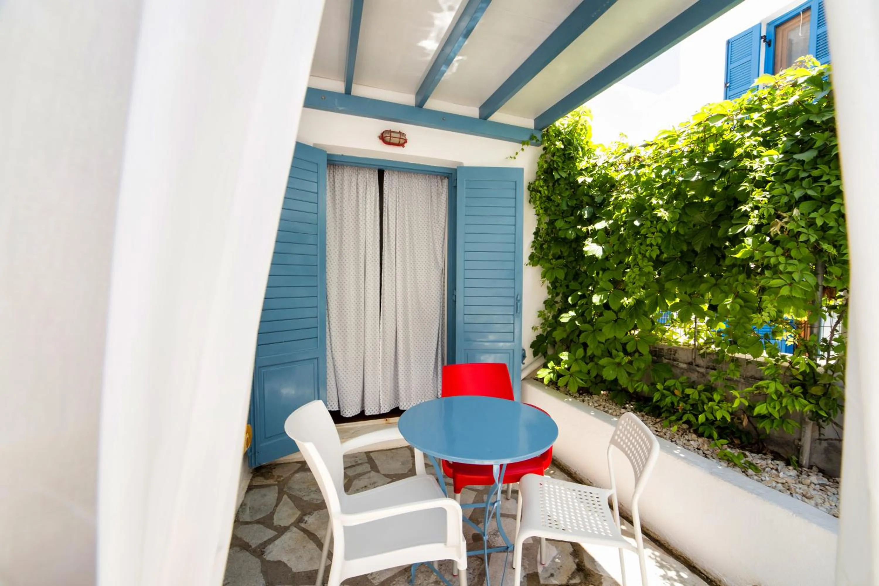 Garden in Fivos Apartments