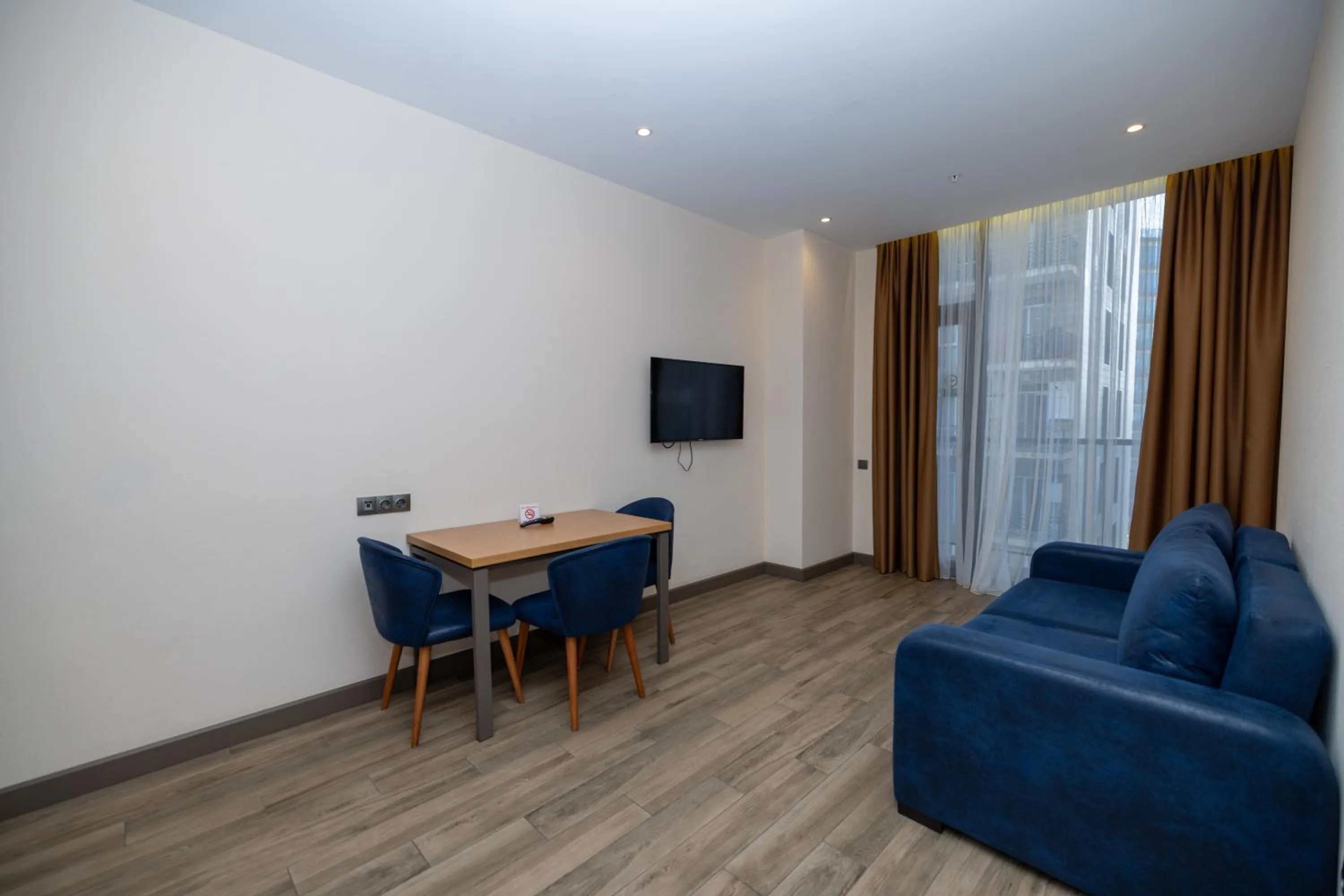 Property building in New Wave Apart-Hotel