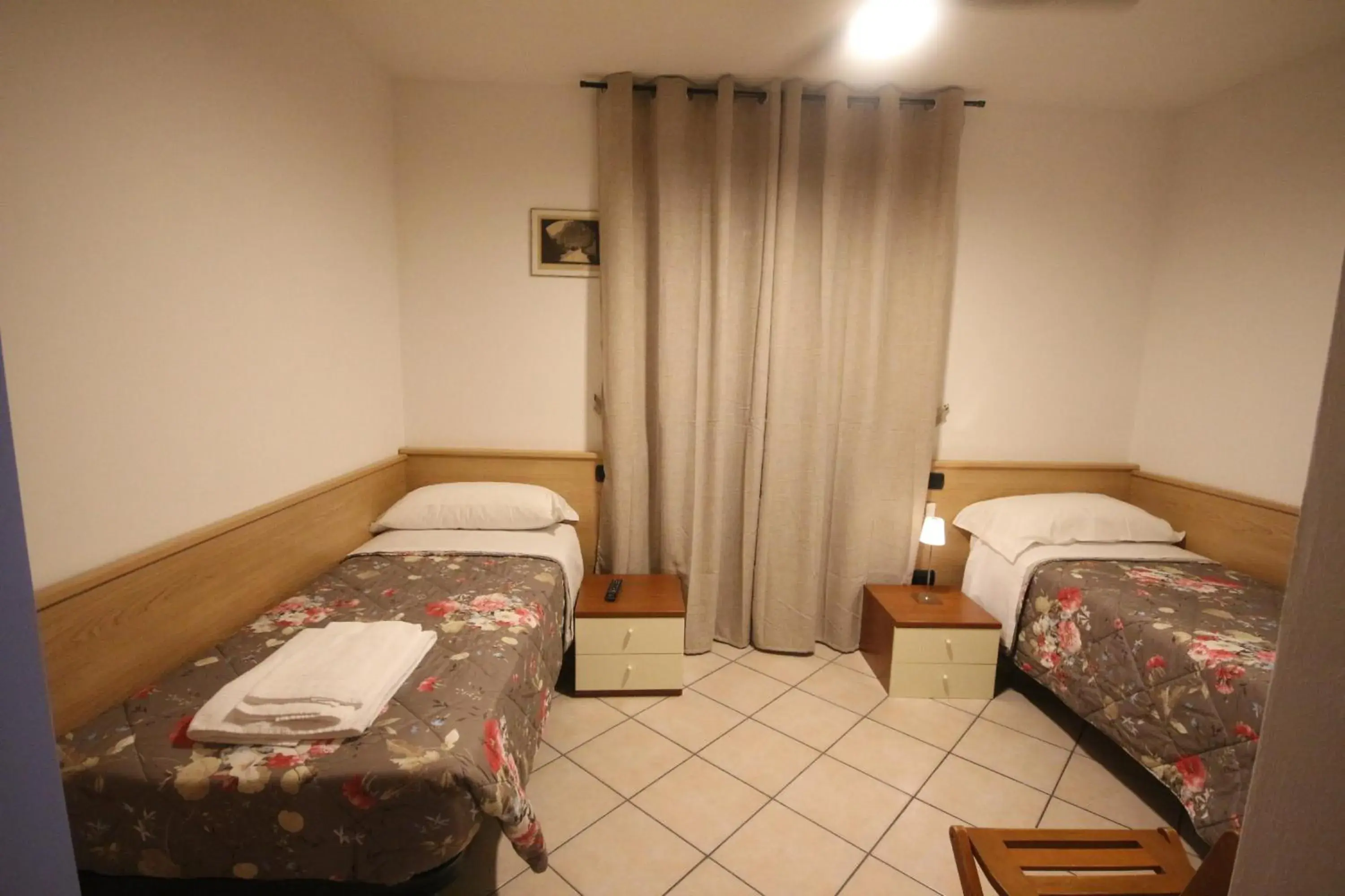 Budget Double or Twin Room in R&B Casa Wanda since 1999 Budget Double or Twin Room in R&B Casa Wanda since 1999