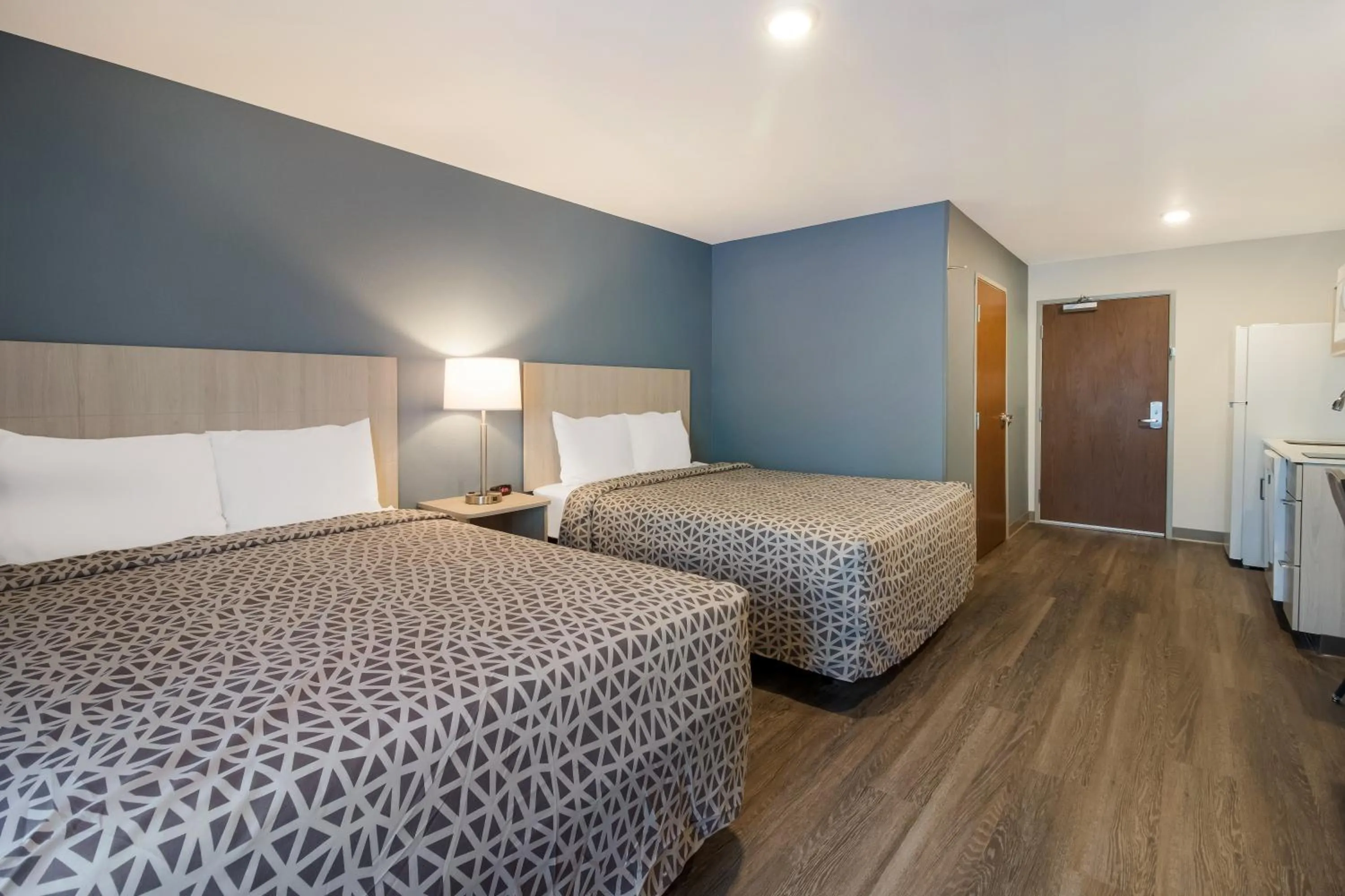 Bedroom, Bed in WoodSpring Suites Fort Myers - Cape Coral