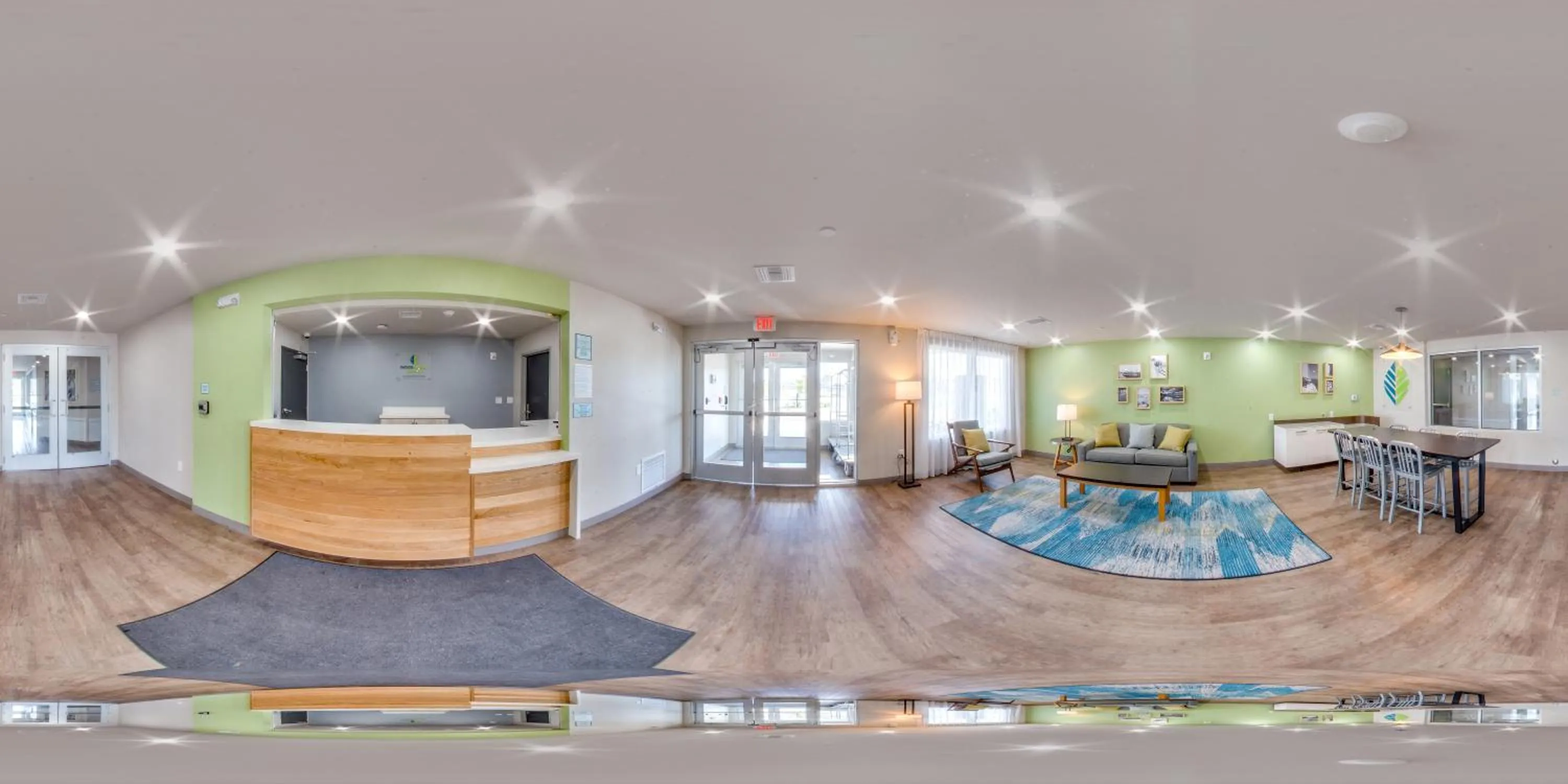 Lobby or reception in WoodSpring Suites Fort Myers - Cape Coral