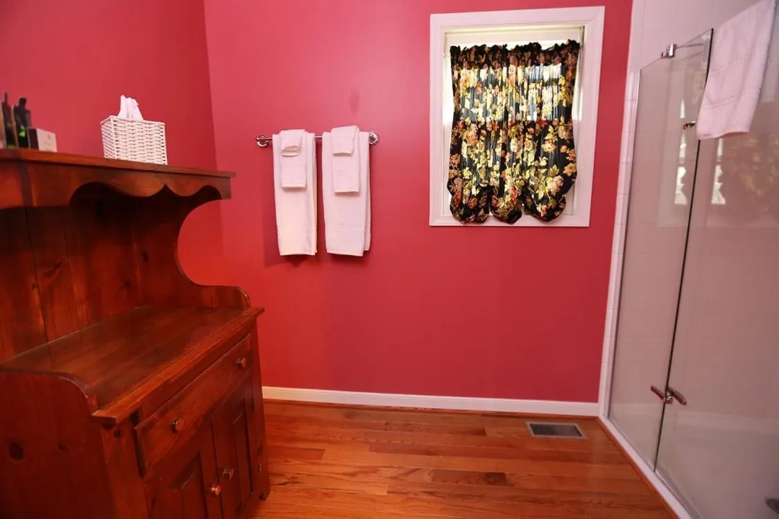 The Lafayette Inn & Restaurant