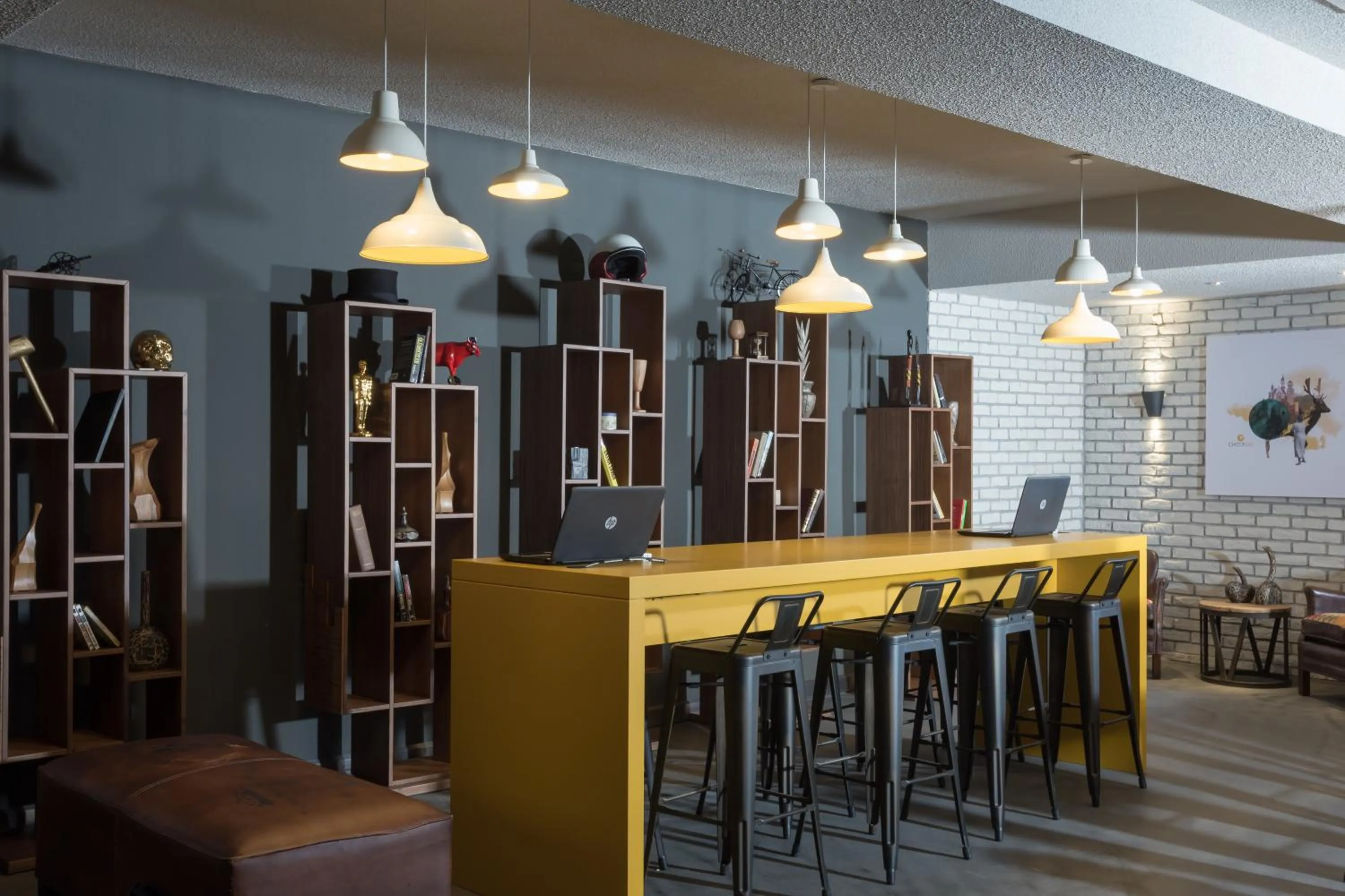 Lounge or bar in Check Inn Suite Hotel & SPA