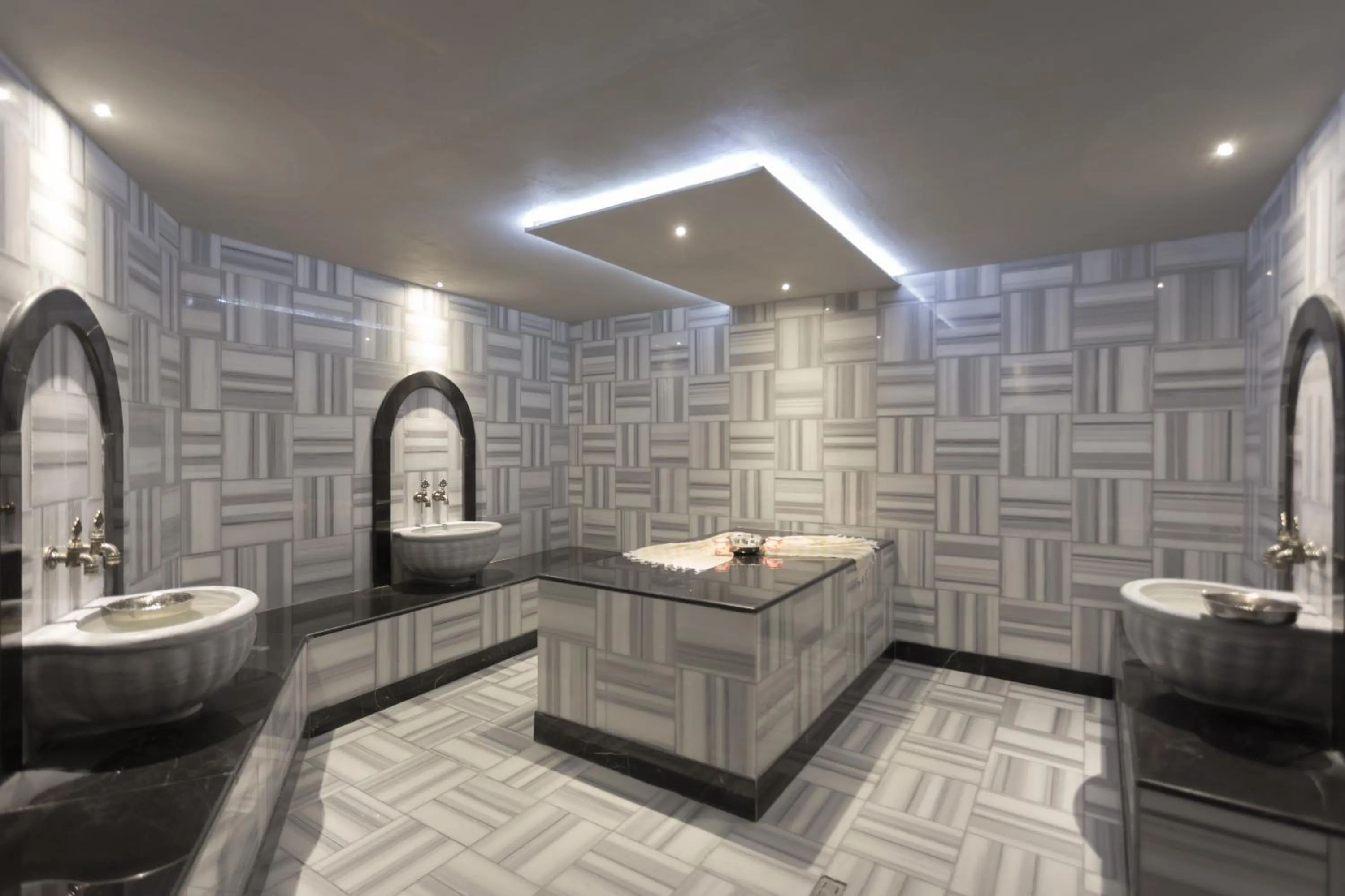 Steam room in Check Inn Suite Hotel & SPA