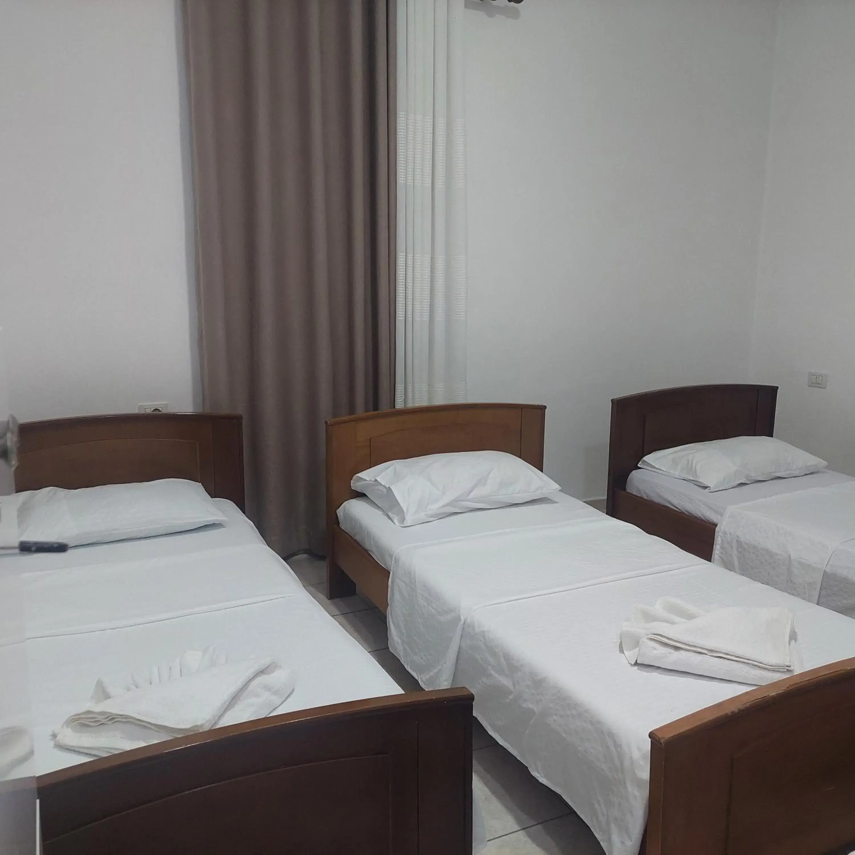 Bed in 4-Bed Mixed Dormitory Room in Casa Mia Economy Condos Bed in 4-Bed Mixed Dormitory Room in Casa Mia Economy Condos