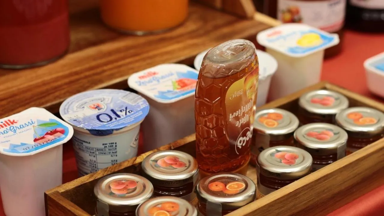 Breakfast in Les Suites Bari Italian Excellence Bed and Breakfast