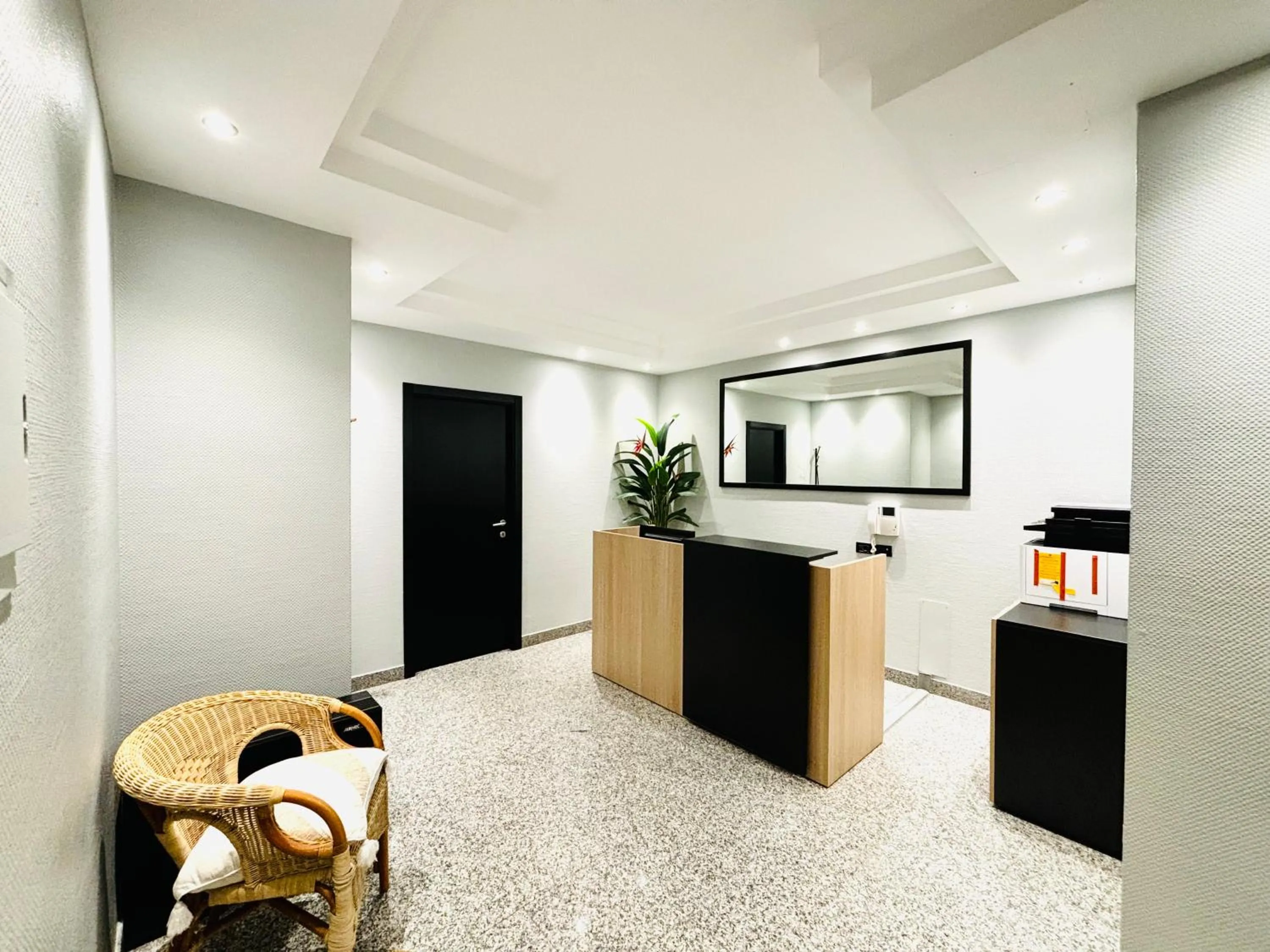 Lobby or reception in Les Suites Bari Italian Excellence Bed and Breakfast