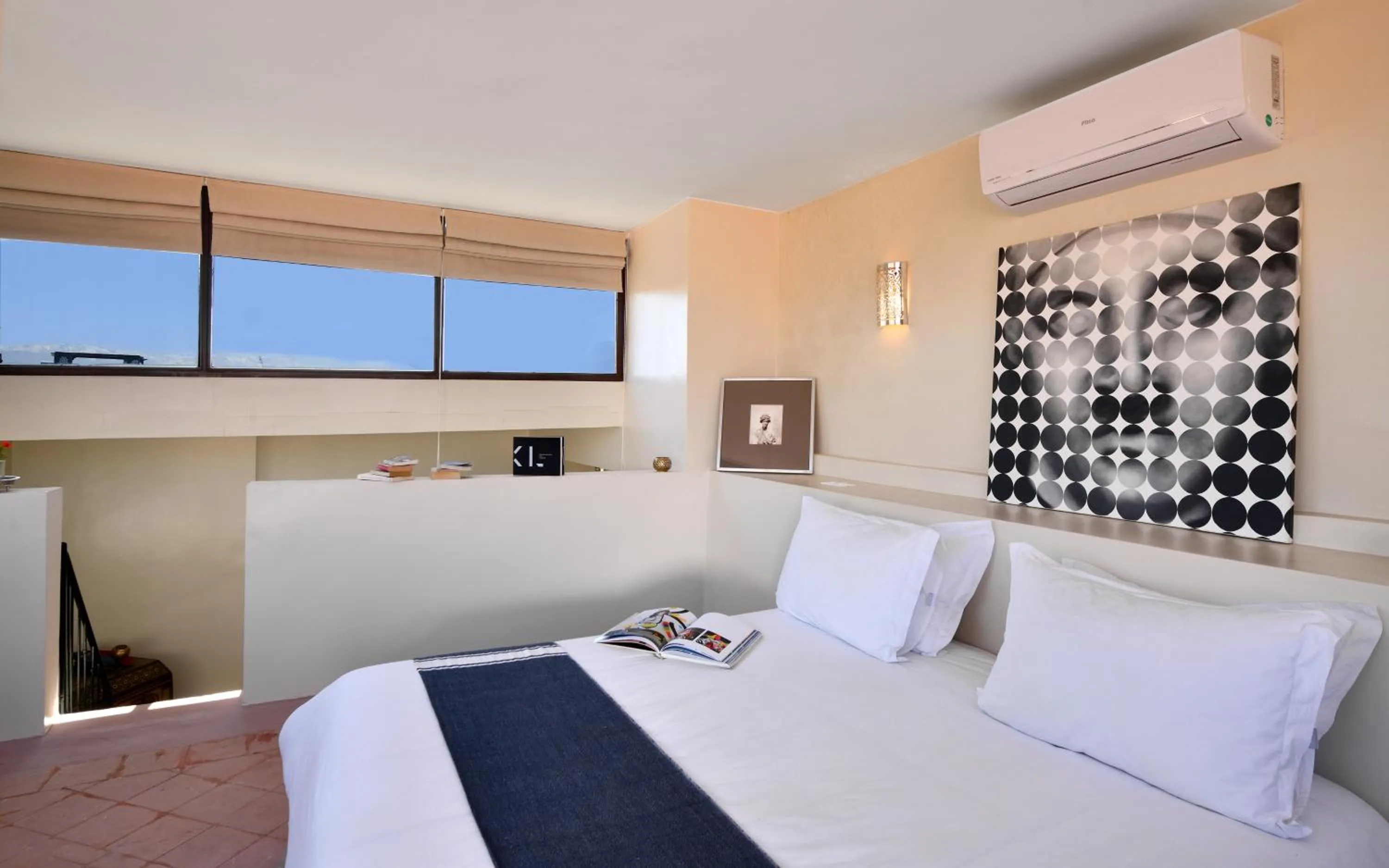 Photo of the whole room, Bed in Riad L'Aziza