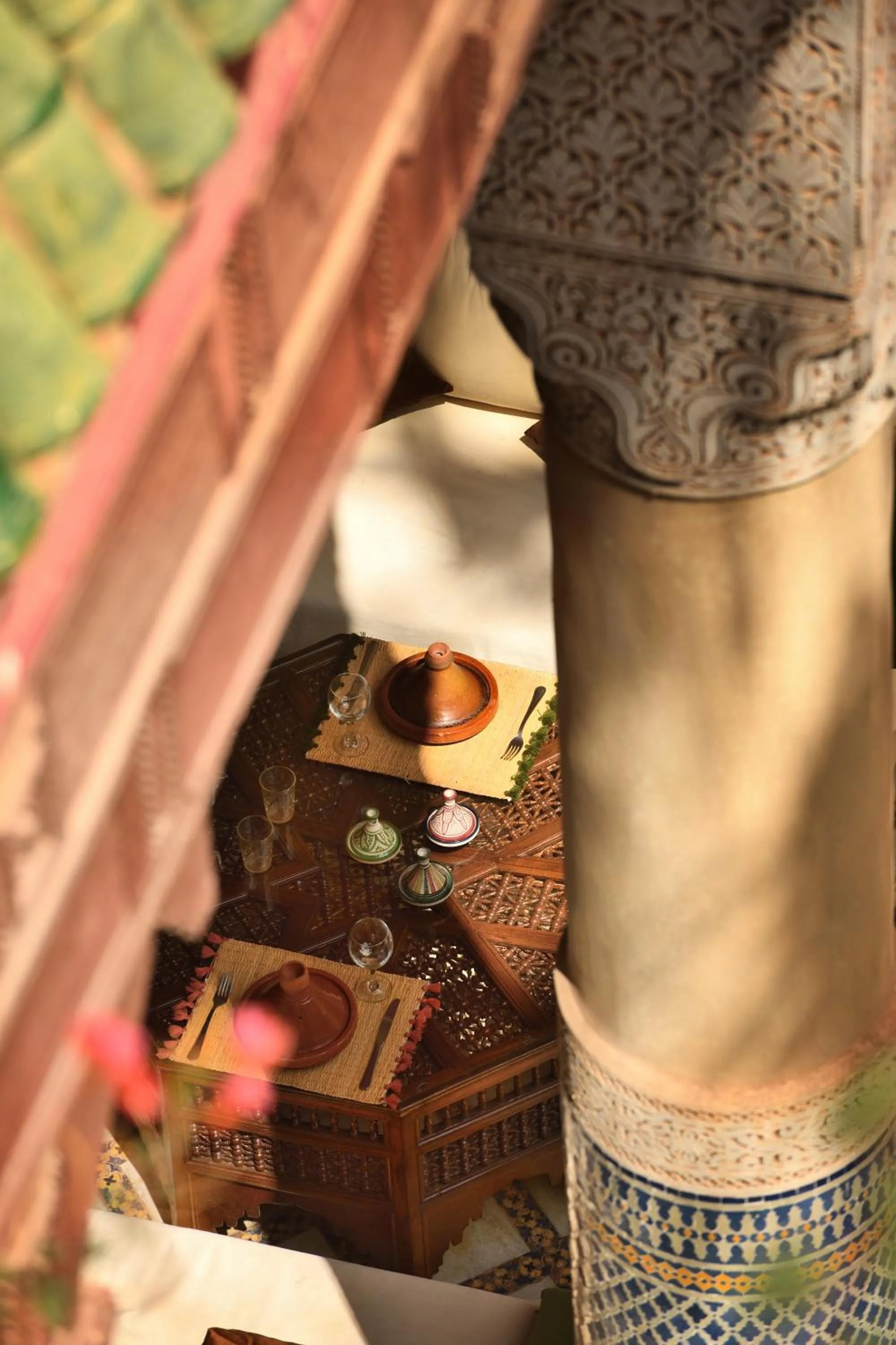 Restaurant/places to eat in Riad L'Aziza