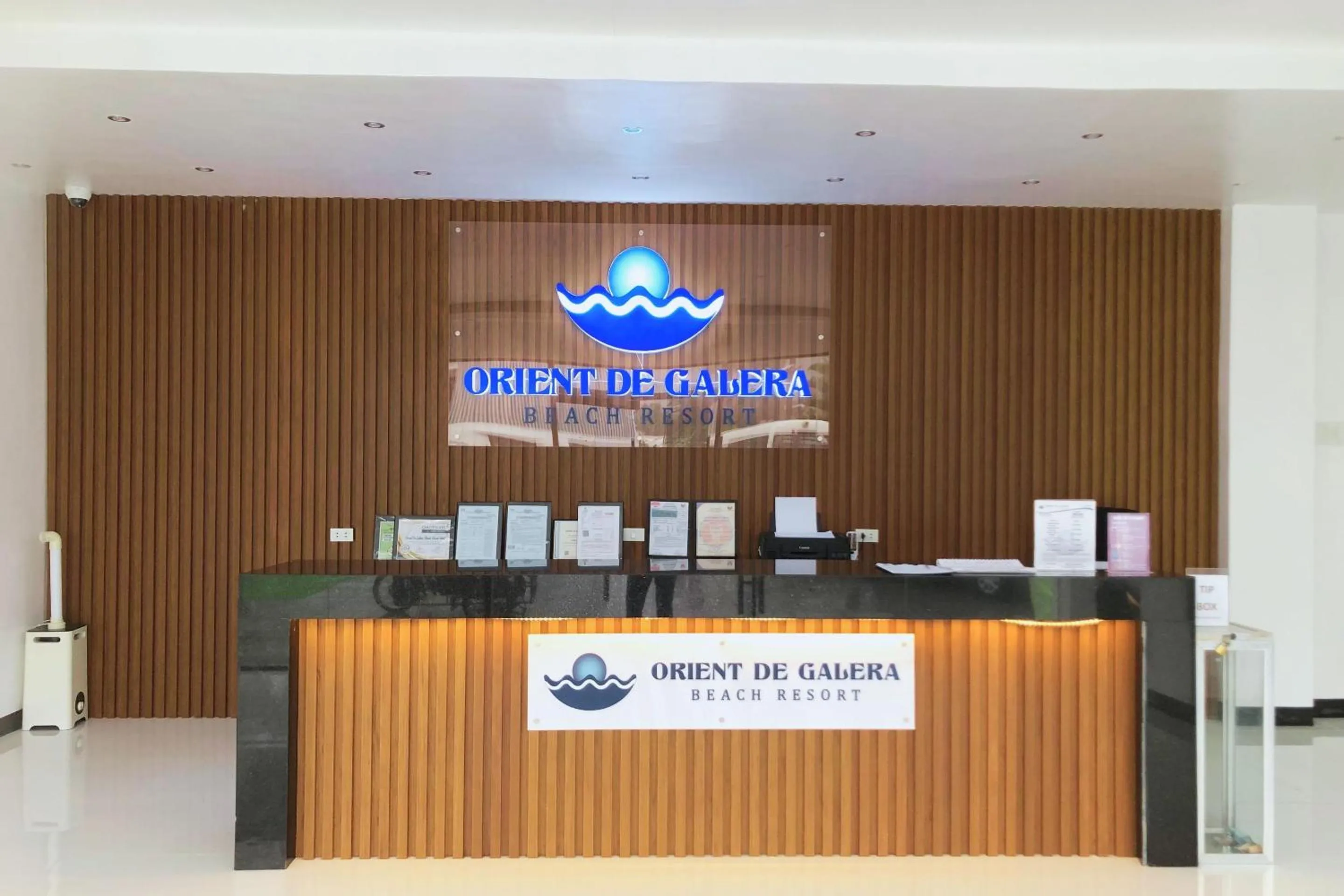 Lobby or reception in Orient De Galera Beach Resort