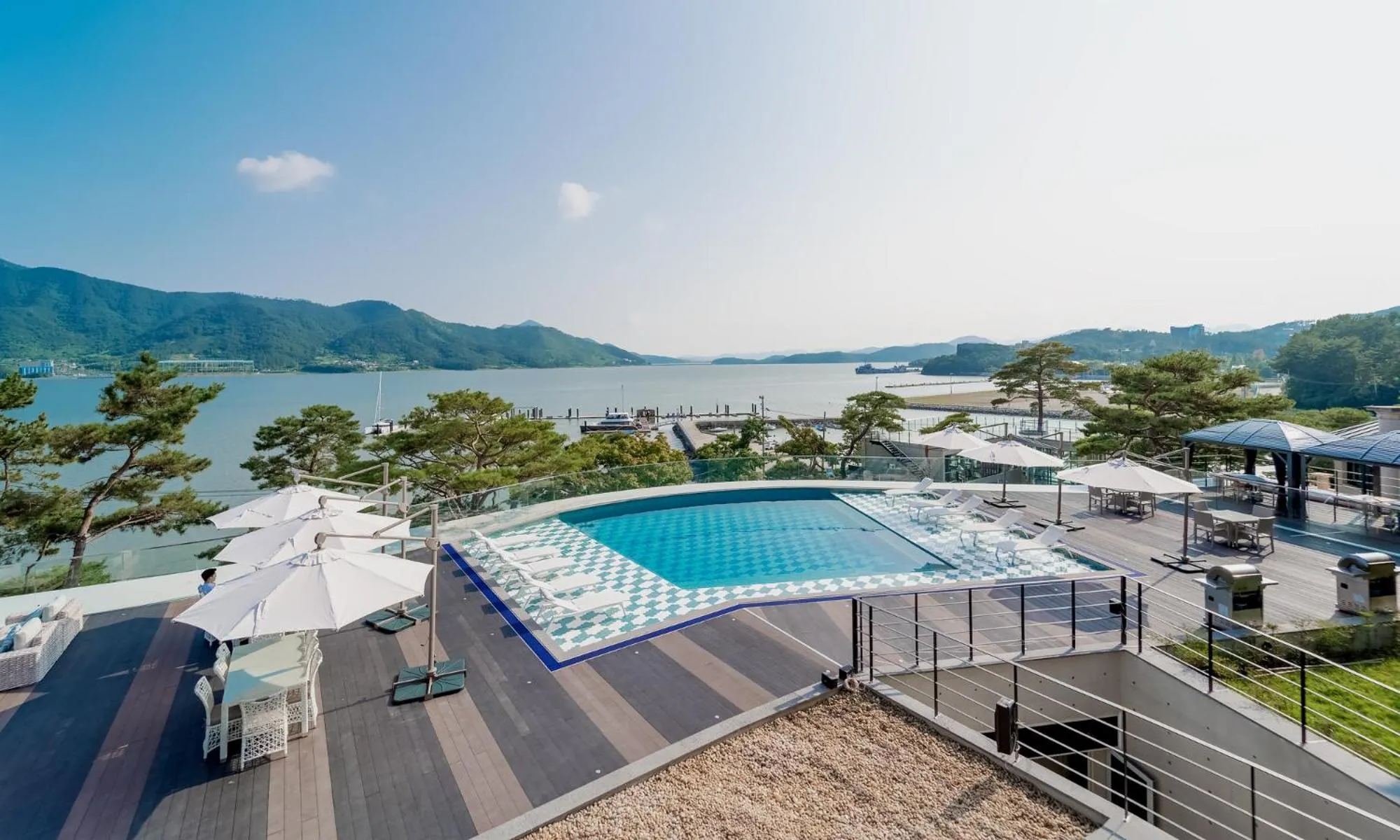Swimming pool in Goseong hansan marina
