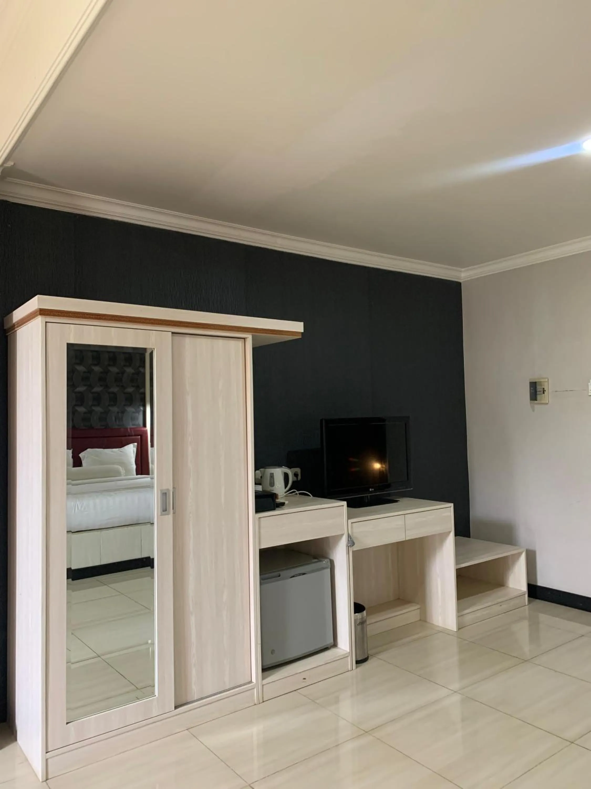 Photo of the whole room, Bed in Cikidang Resort