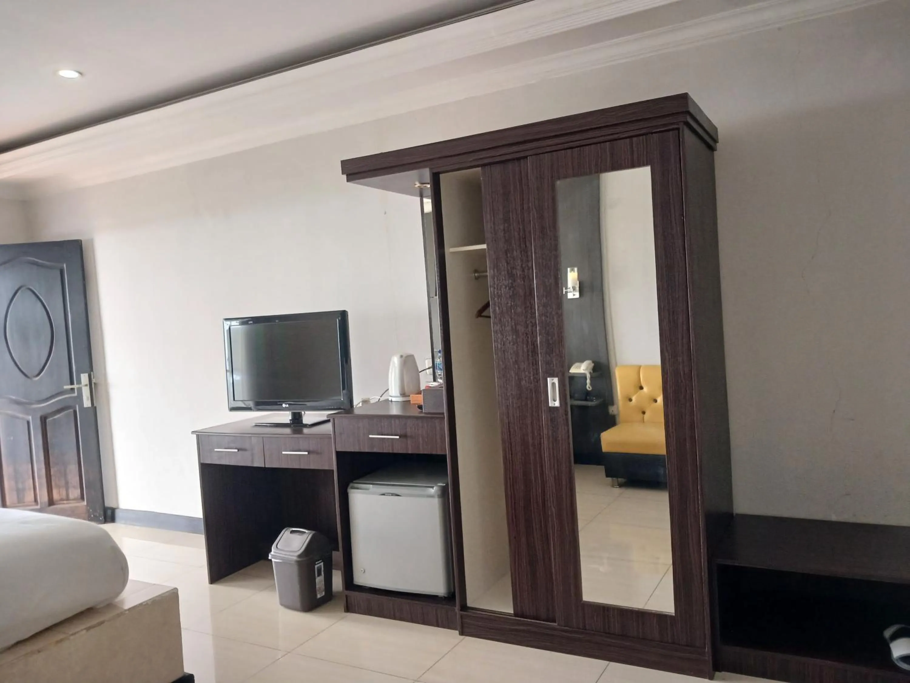 TV and multimedia, Bed in Cikidang Resort