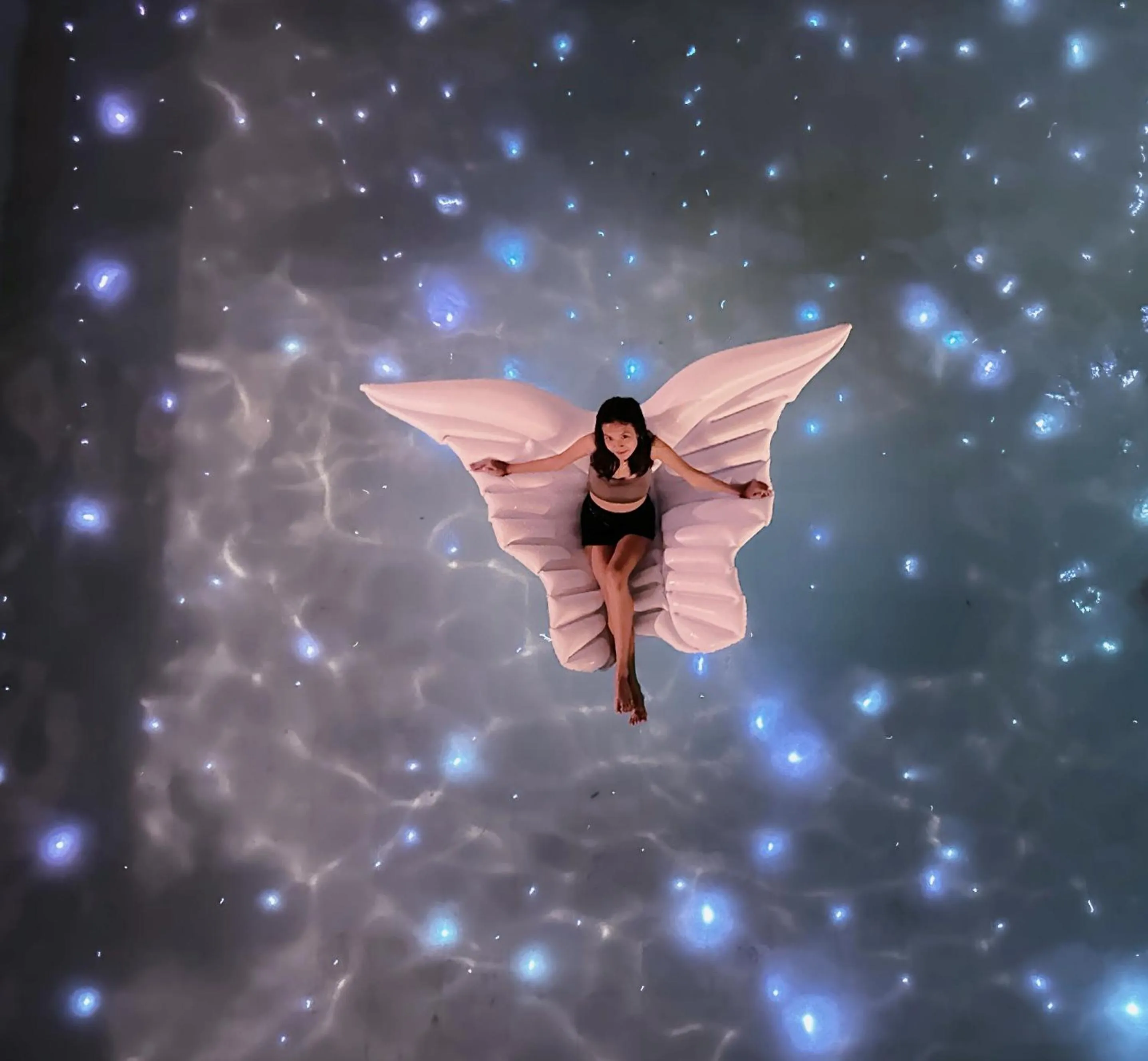 Night in Diving Addiction Resort