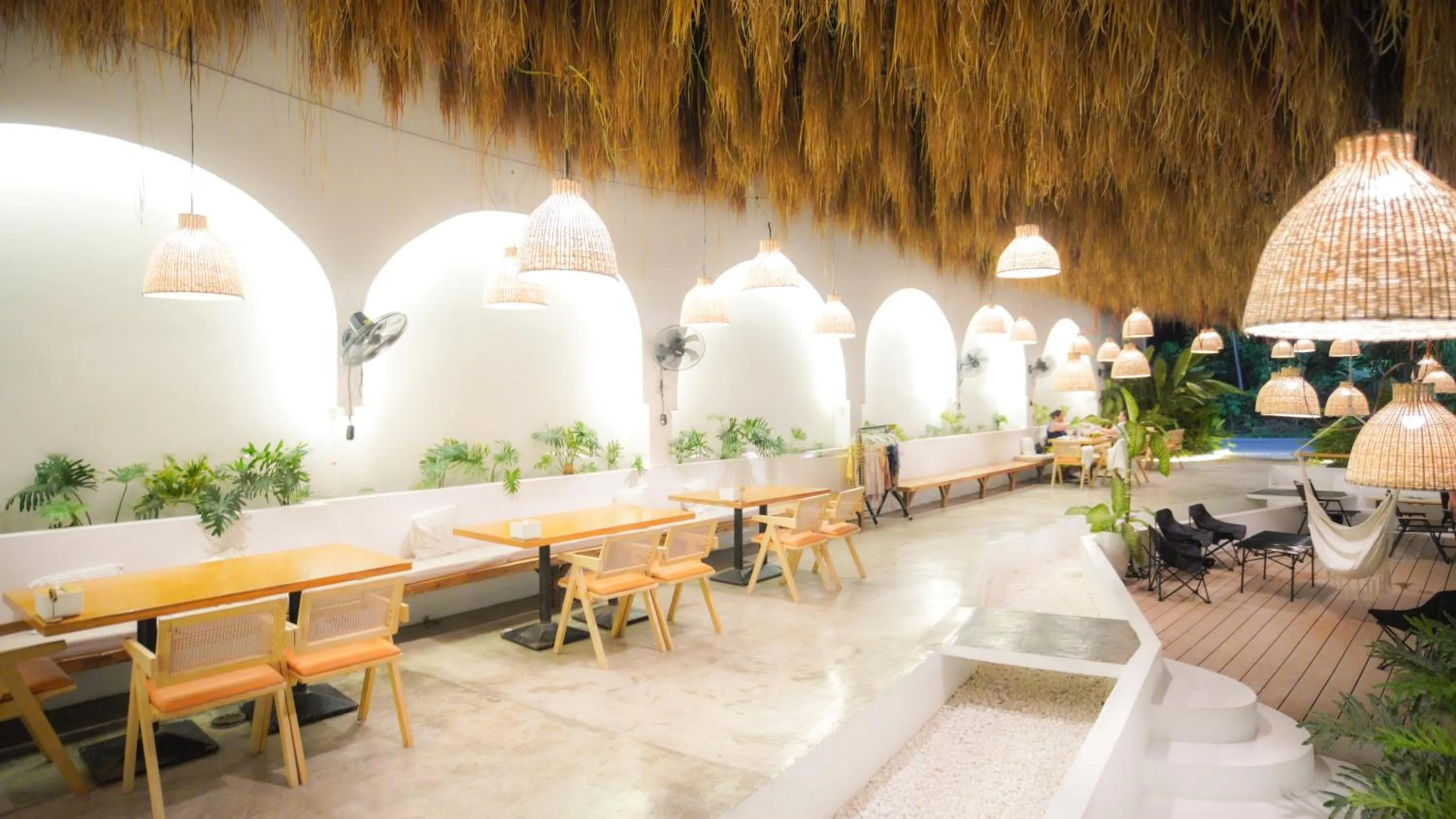 Dining area in Diving Addiction Resort