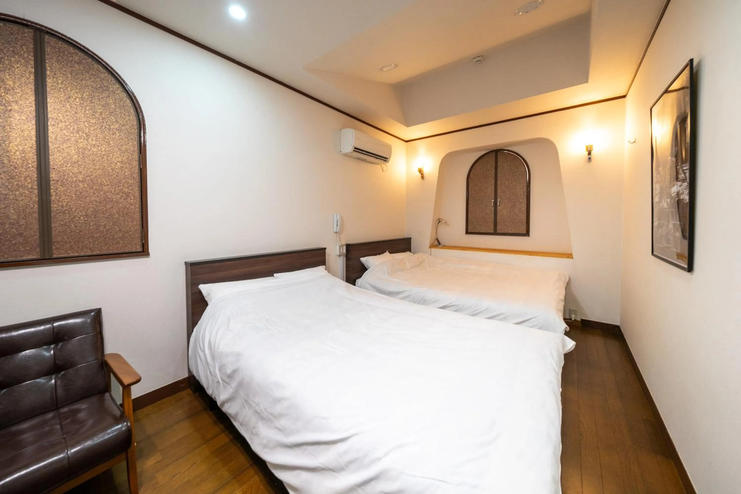 Bed in Grand Hotel Narita Airport