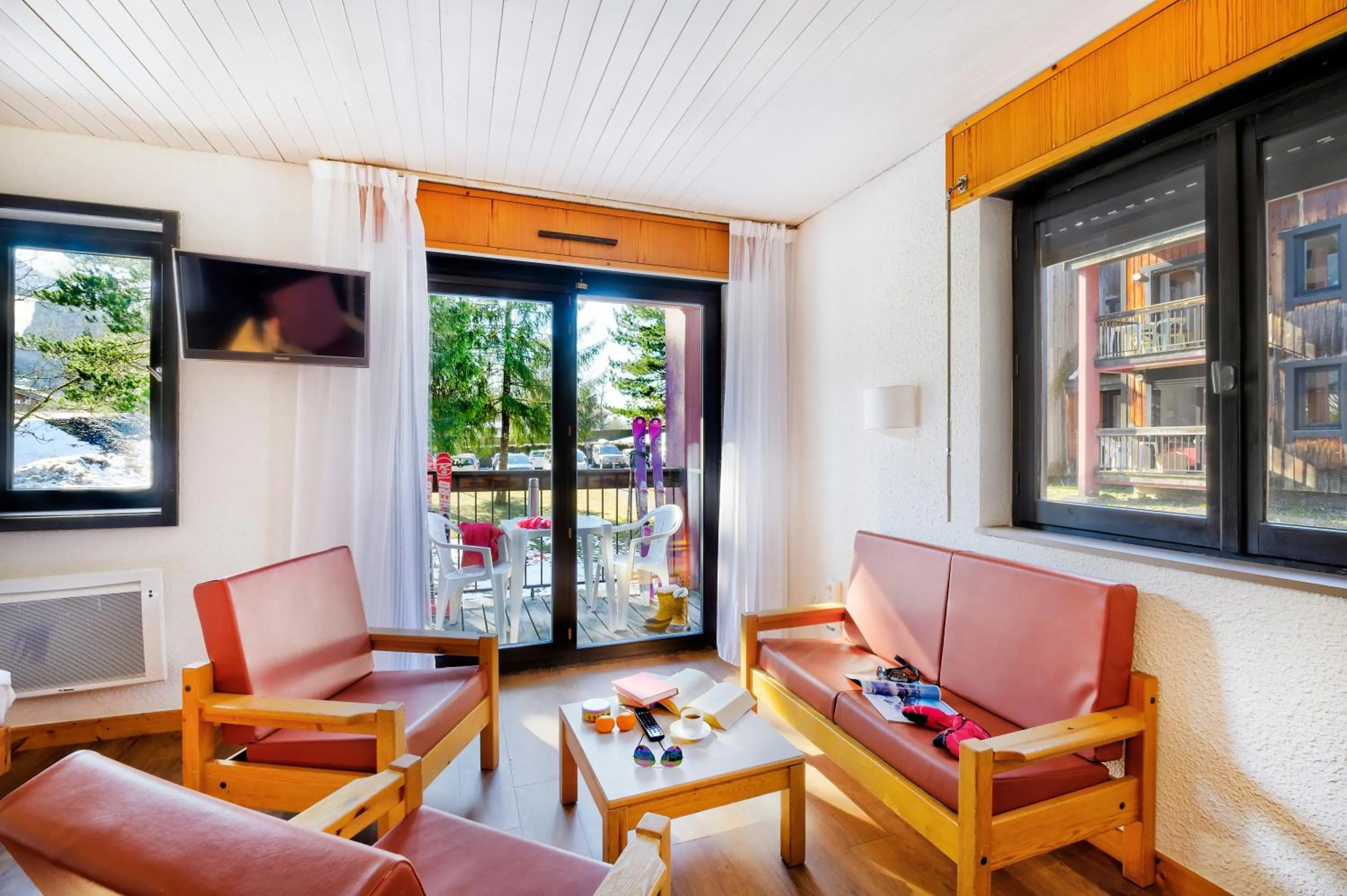 TV and multimedia in Village Club Les Tavaillons