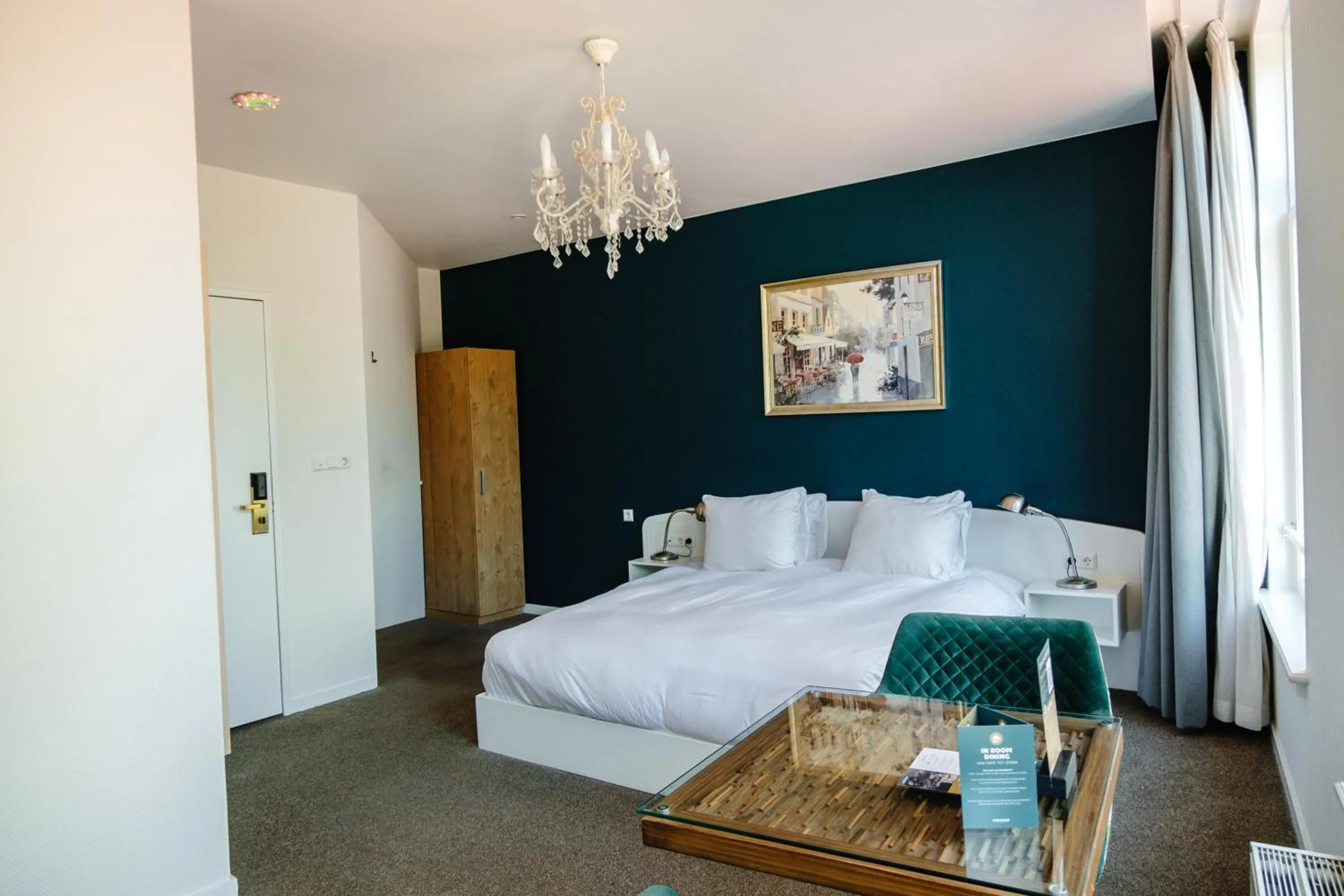 Bed in Ambassador City Centre Hotel