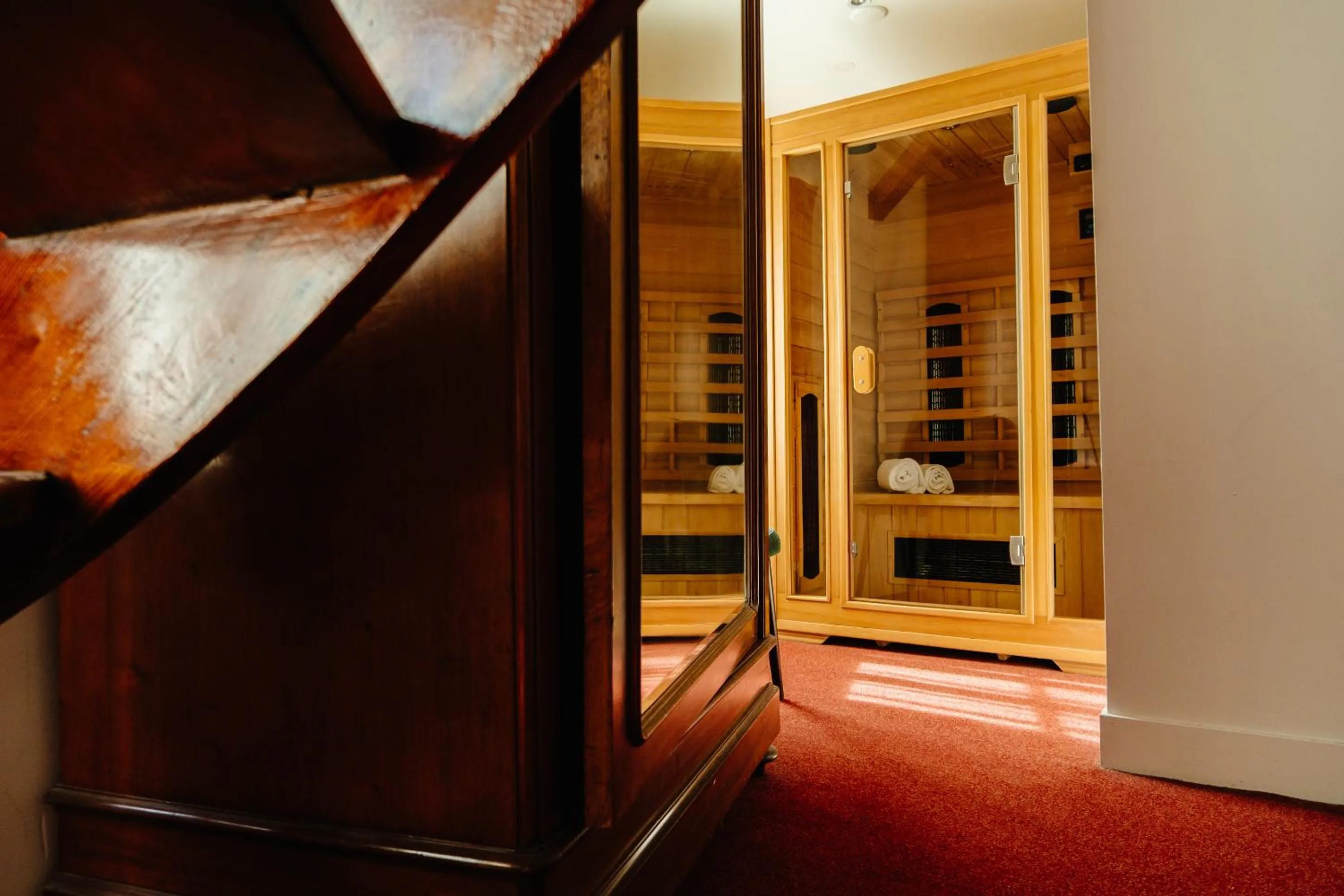 Sauna in Ambassador City Centre Hotel